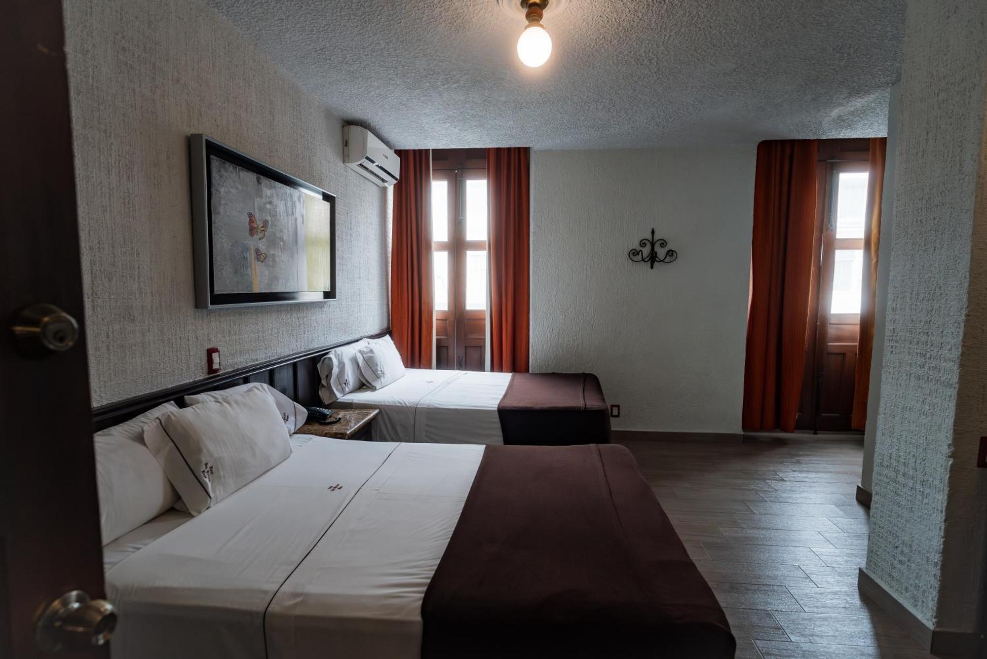 Hotel Don Quijote Plaza - Centro Historico