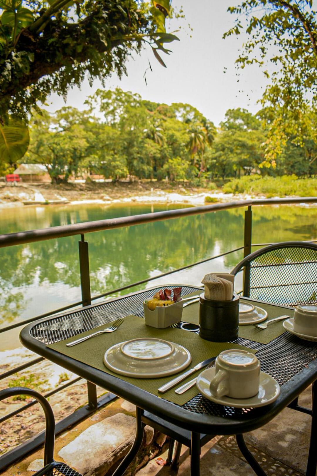 Nututun Hotel