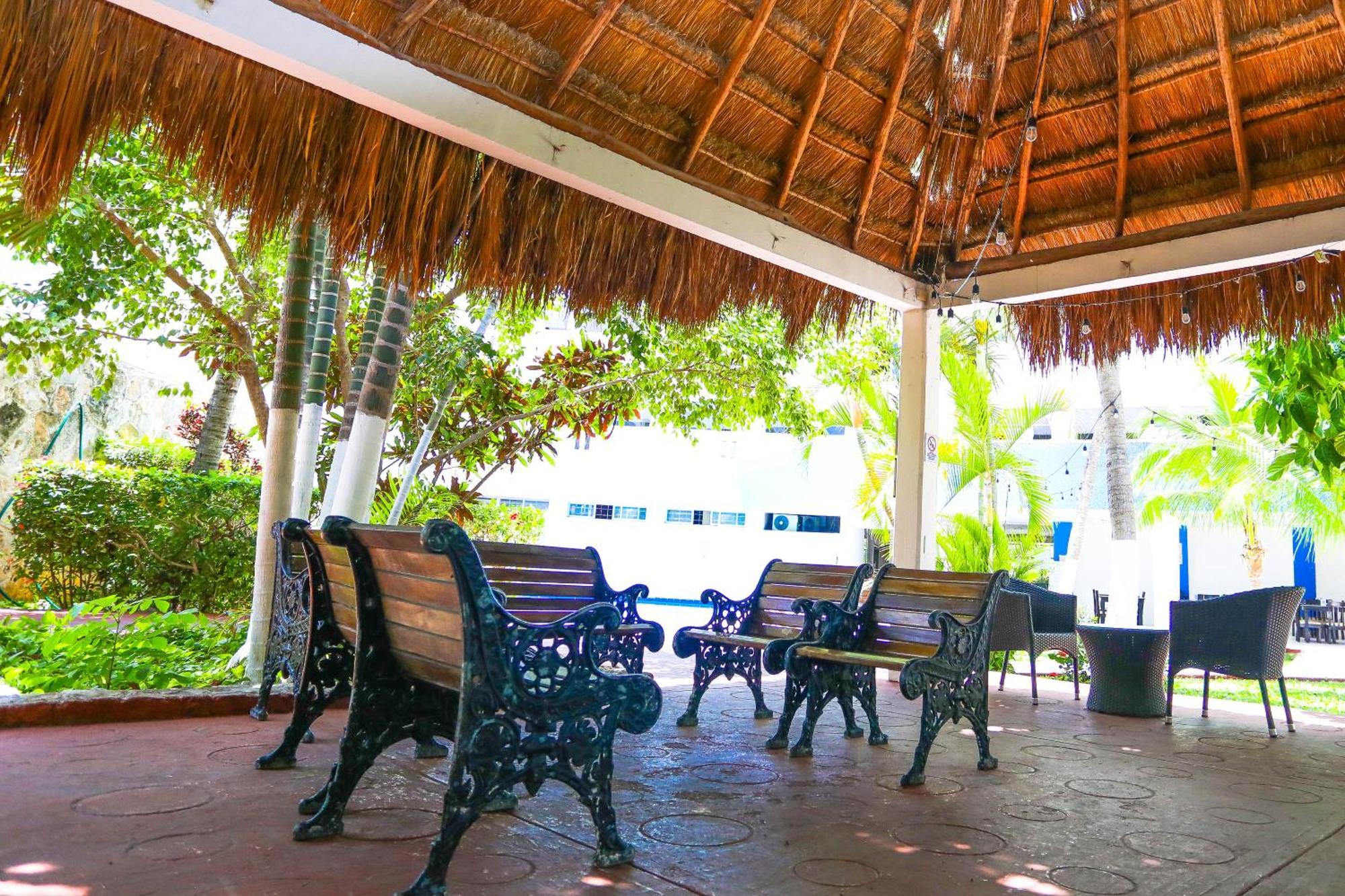 Caribe Internacional 3* Cancun