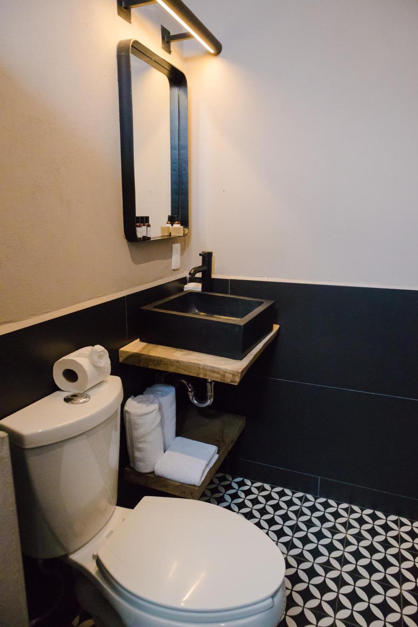 Mikaella Hotel 5*