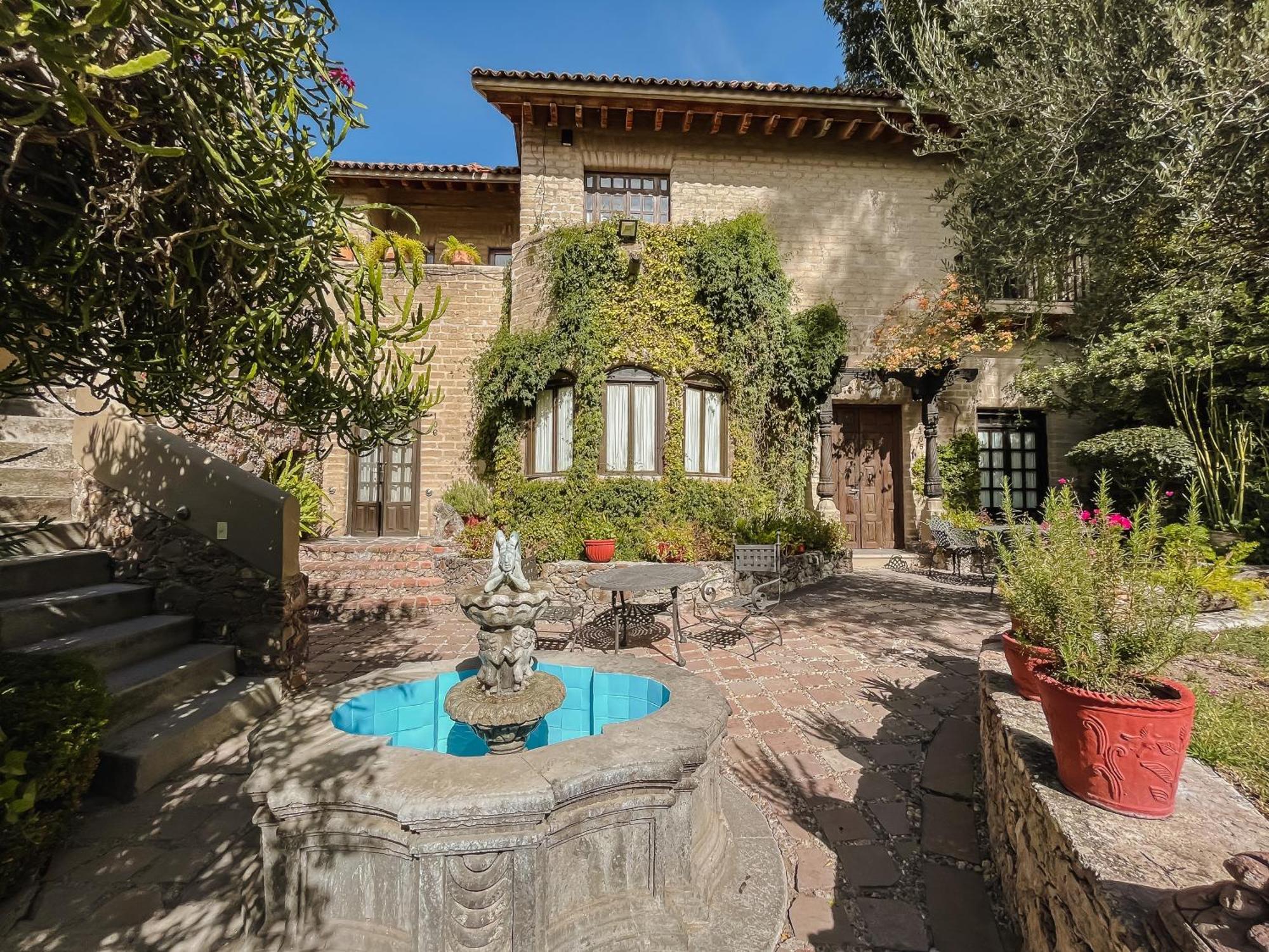 Casa Liza