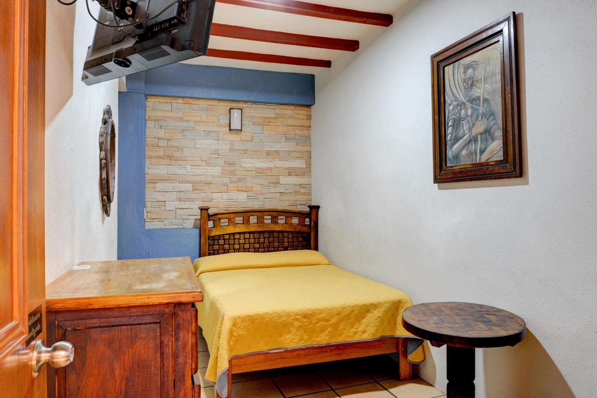Hotel Casa Del Sol 3*