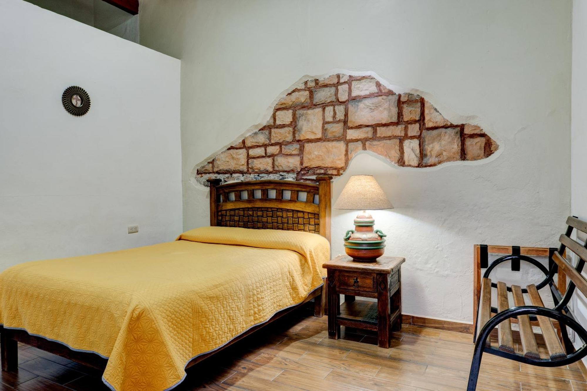 Hotel Casa Del Sol
