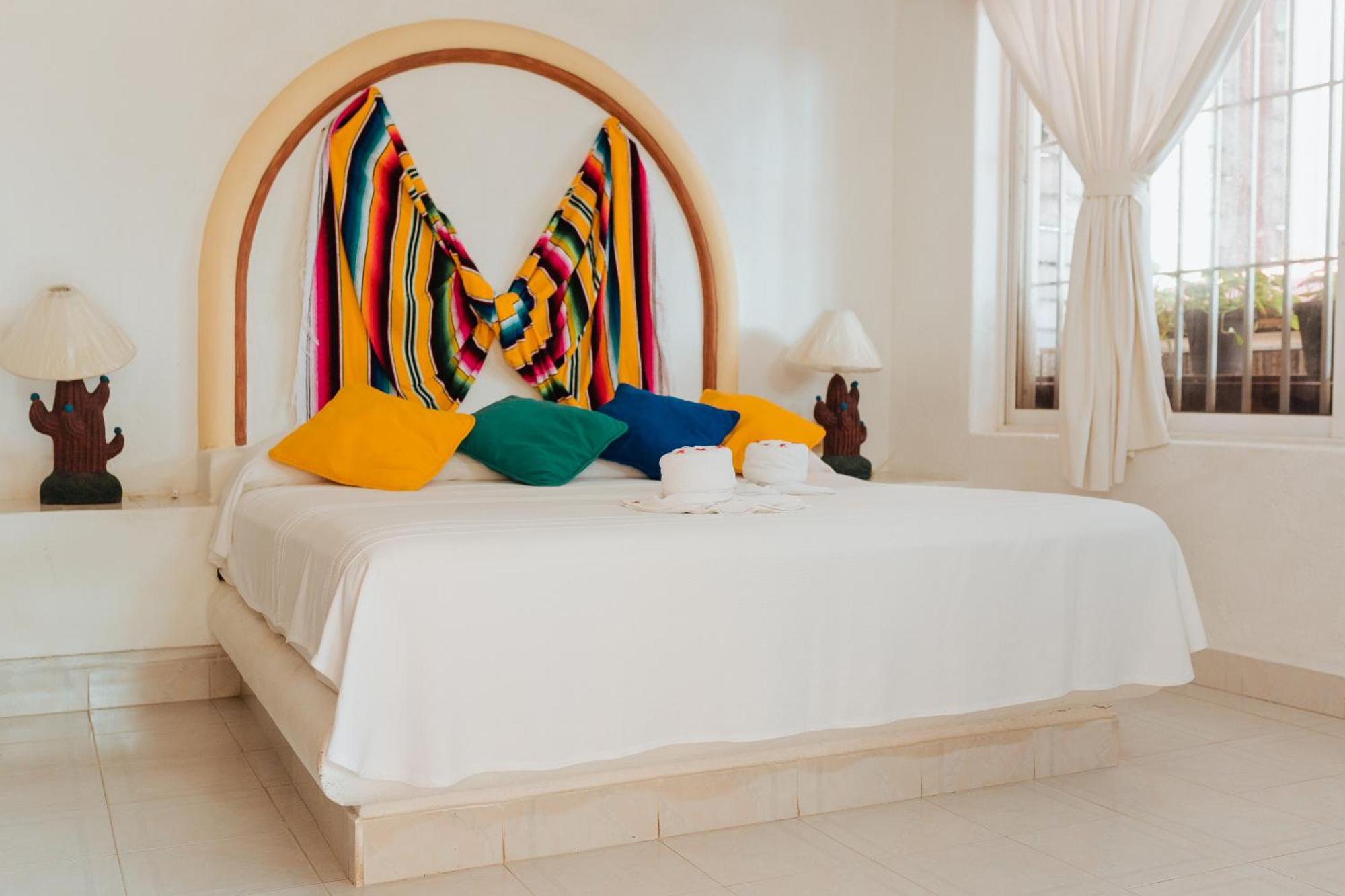 Arena Aparthotel 4*