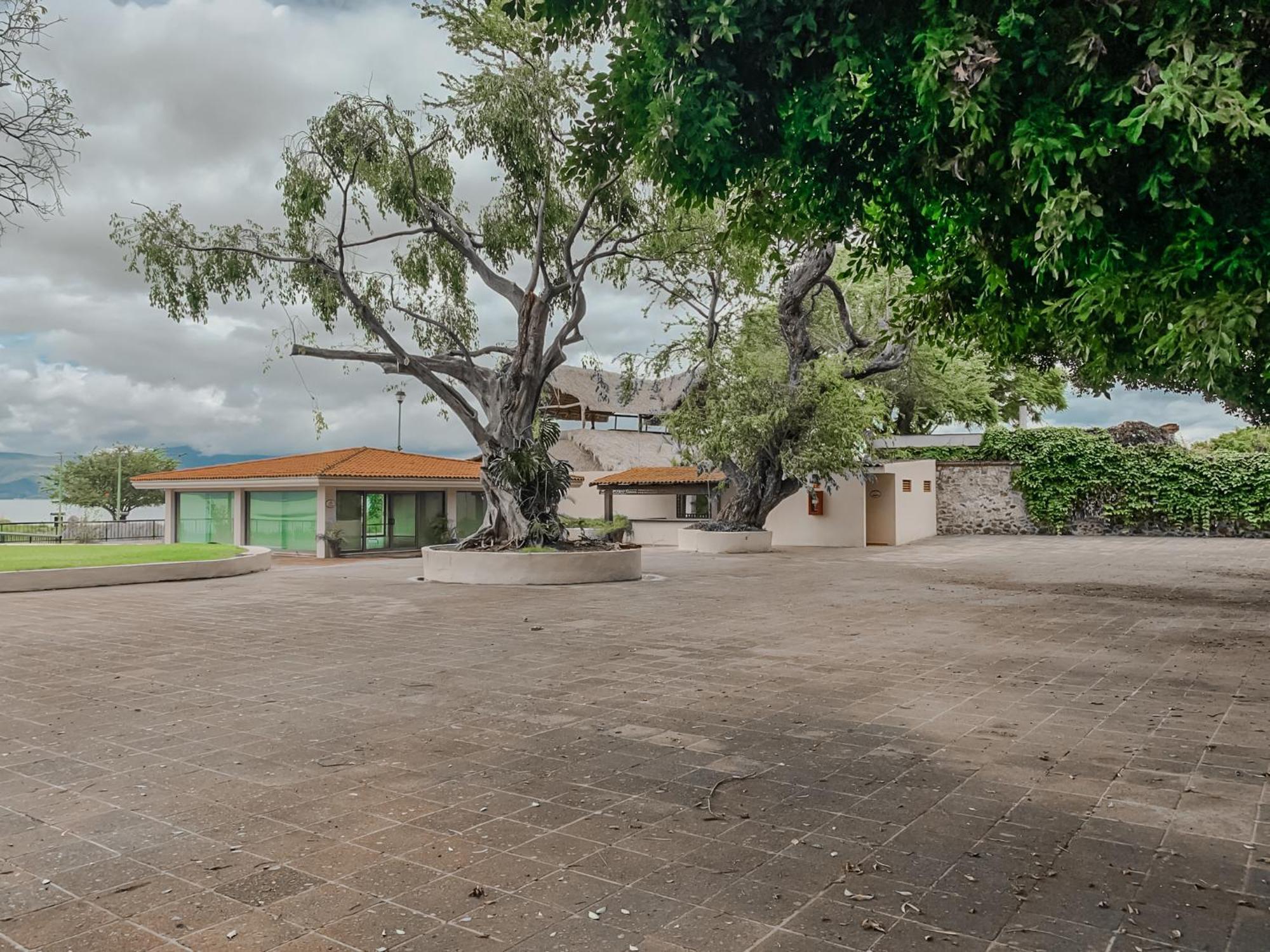 Real De Chapala Hotel 4*