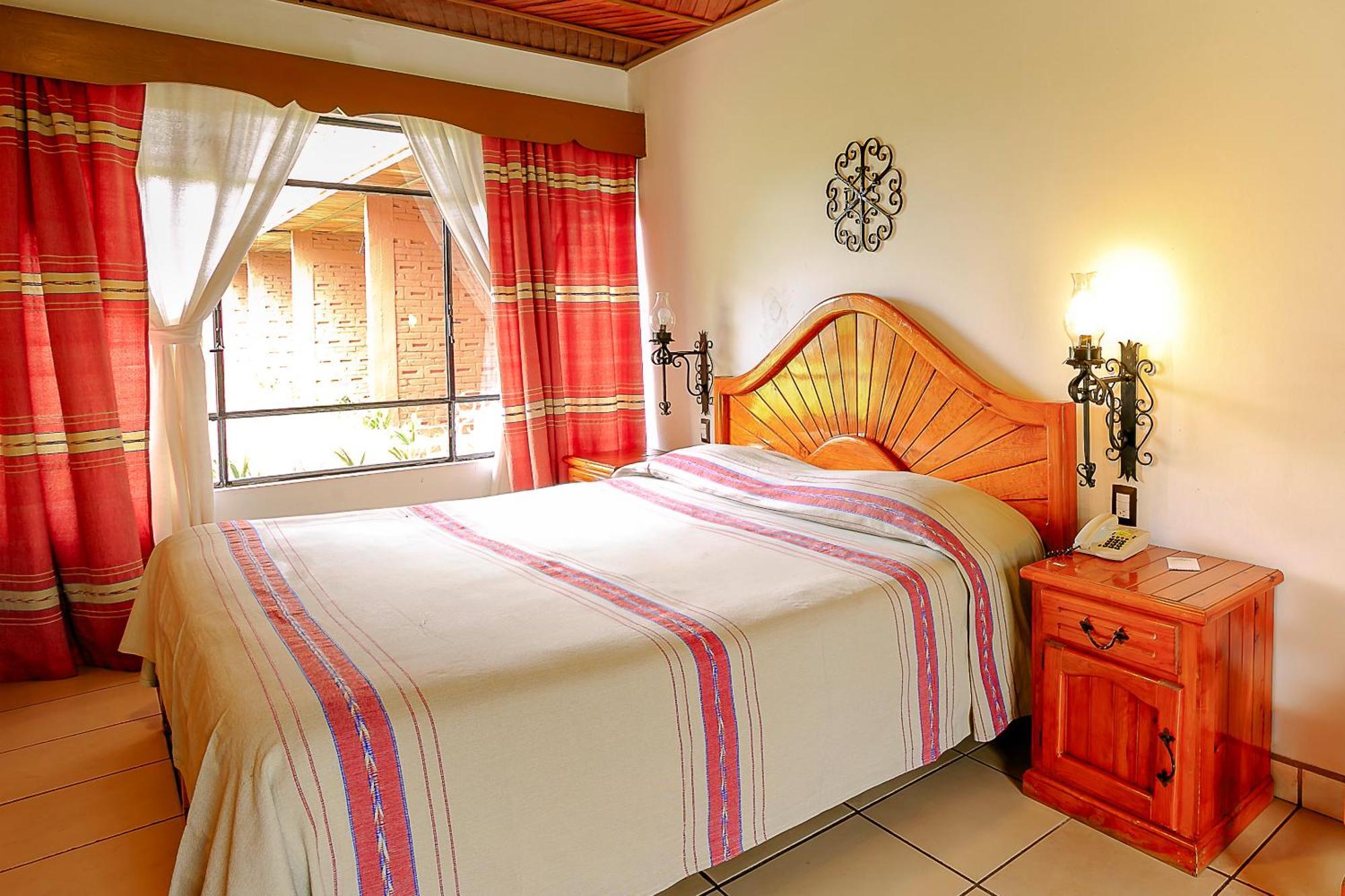 Pie De La Sierra Hotel Uruapan (Michoacan)