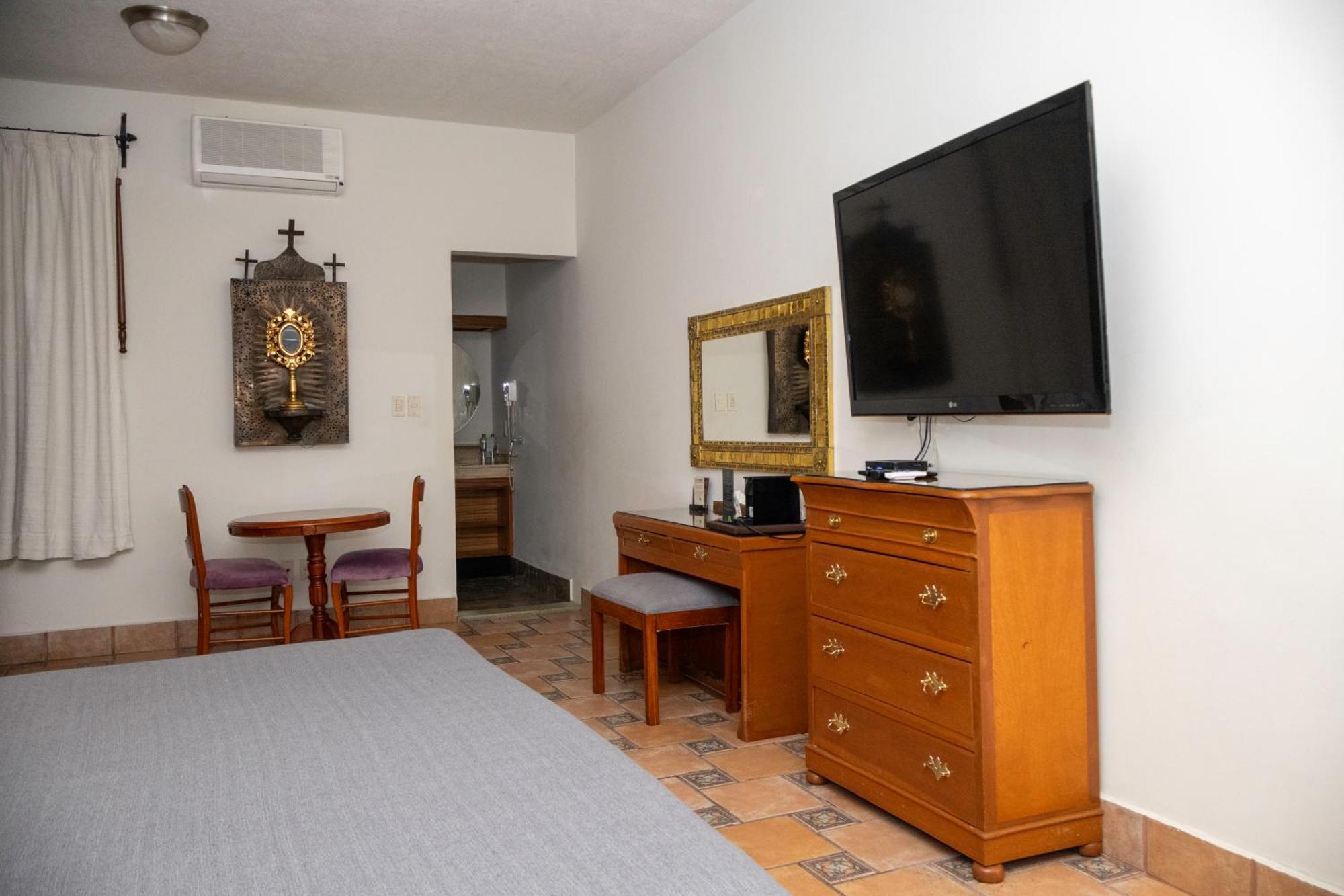 Boutique Naura Centro Hotel