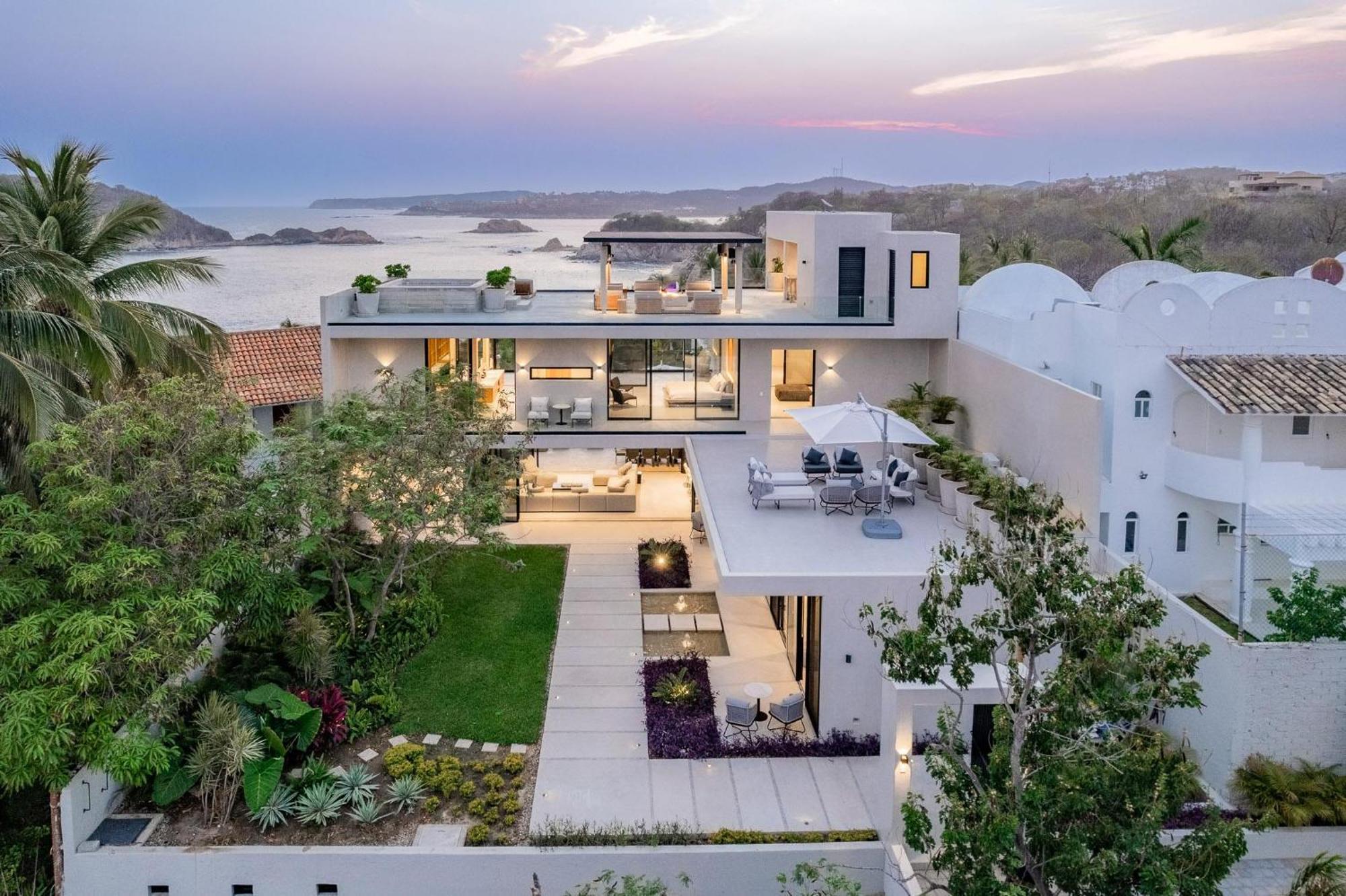 3021 - La Montosa Villa *