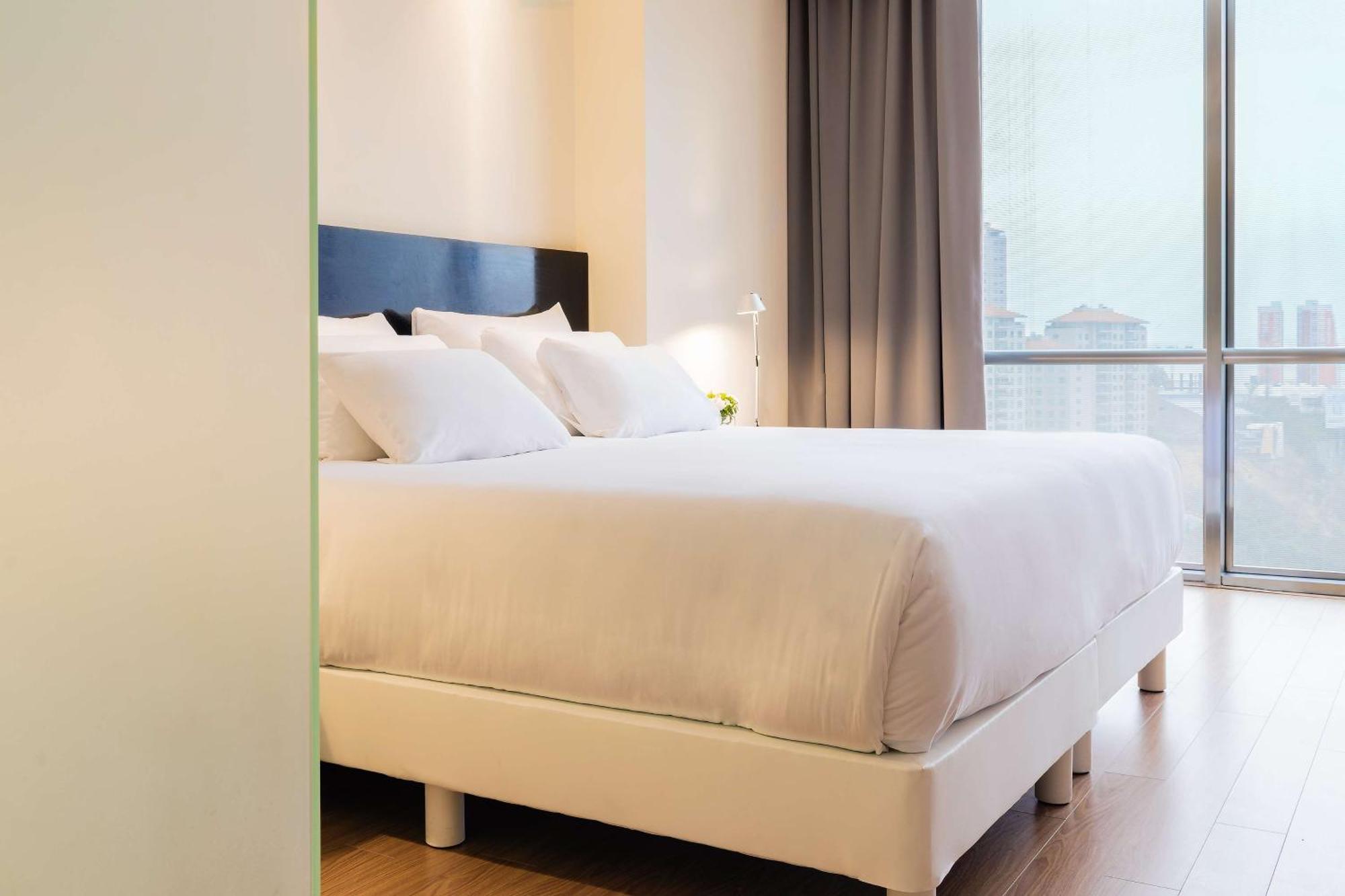 Hotel Nh Collection Santa Fe 5*