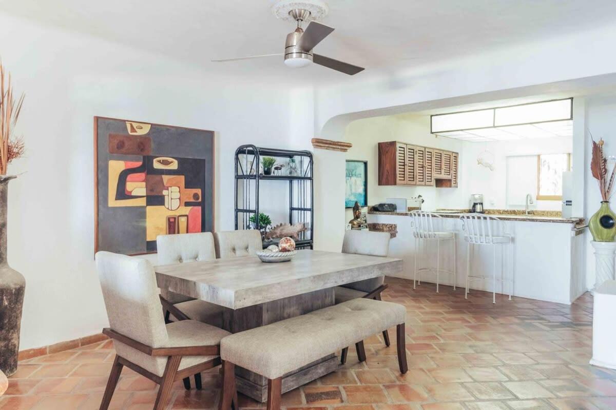 Apartment Ocean View 2br Condo-balcony-beach-pool Puerto Vallarta