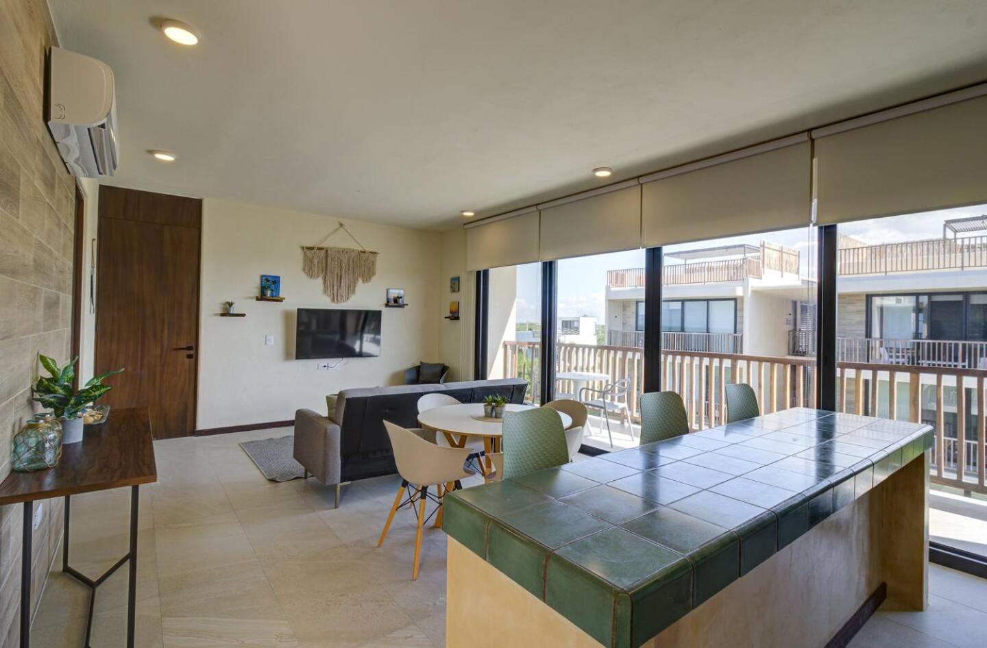 Beautiful Ocean View Penthouse With Private Pool -c301 Isla Holbox