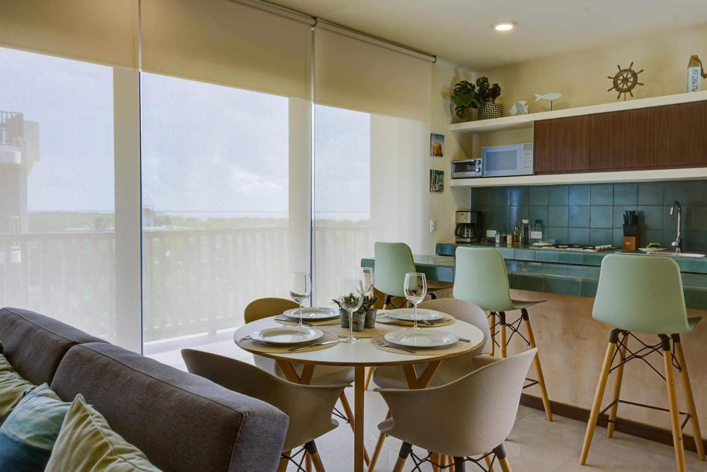 Beautiful Ocean View Penthouse With Private Pool -c301 Isla Holbox