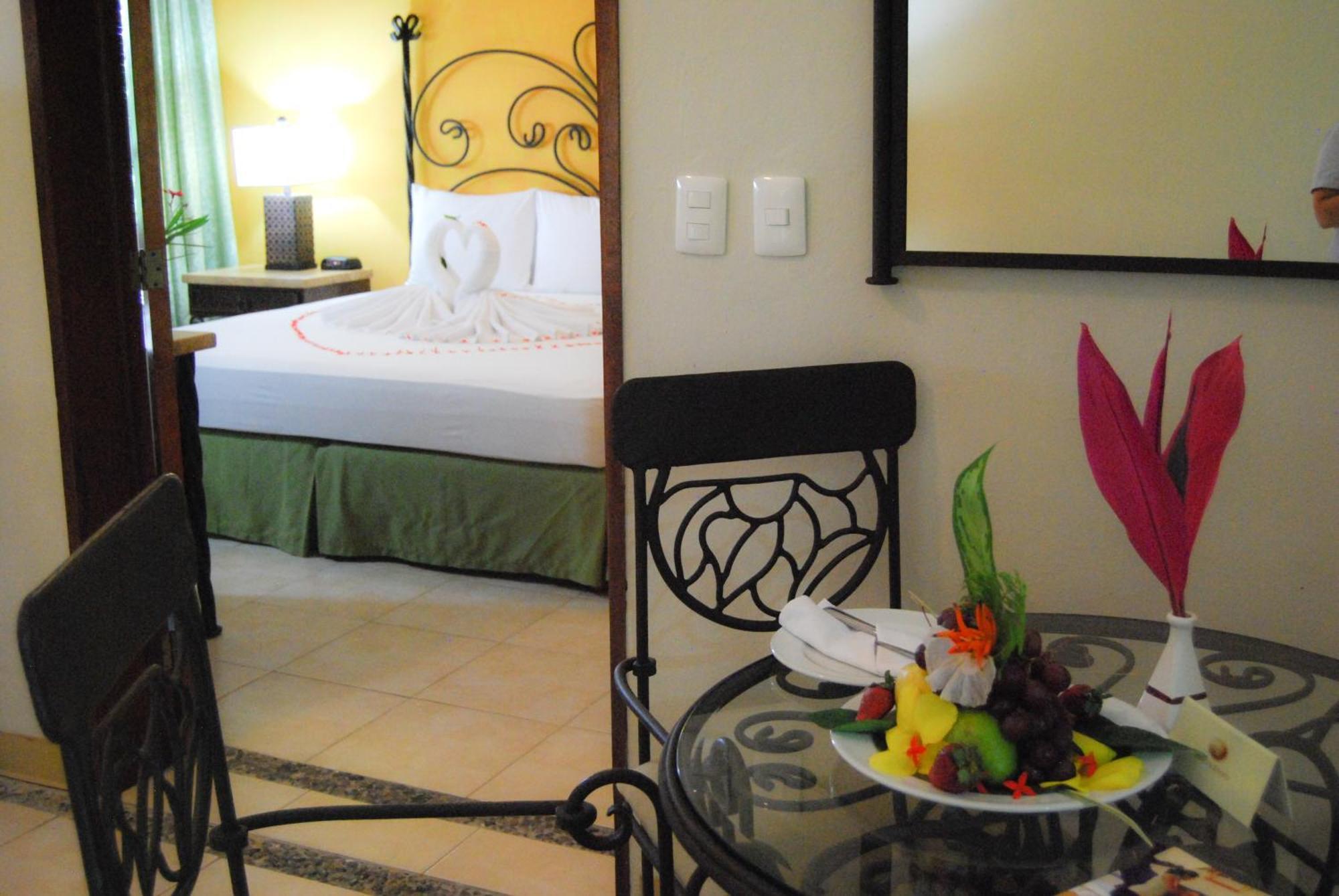 Mercedes Hotel Palenque
