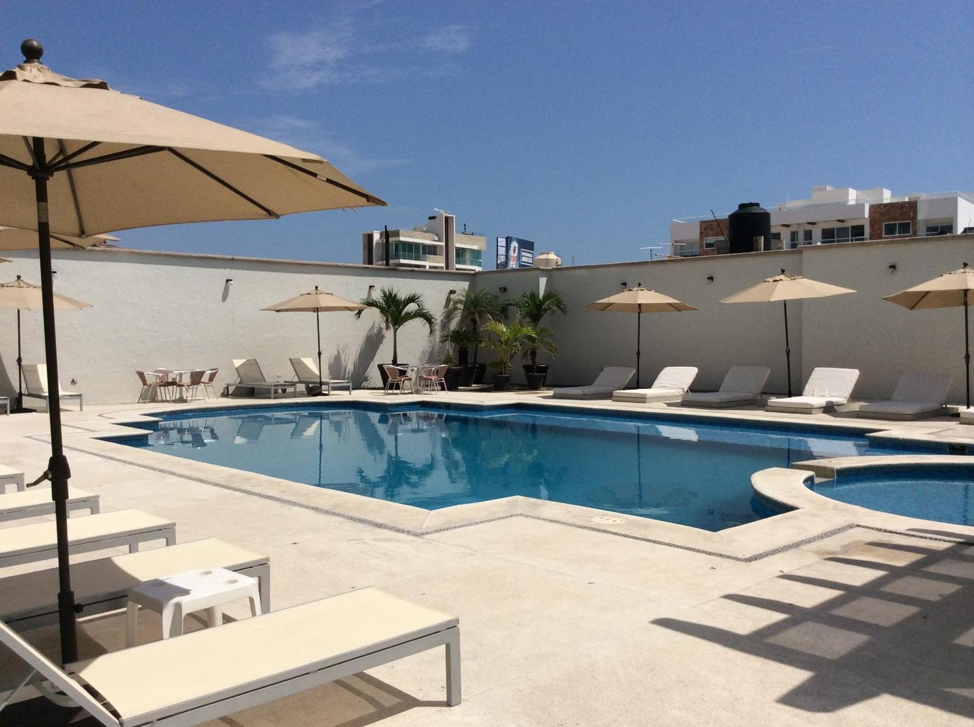 Rivoli Select Hotel 4*