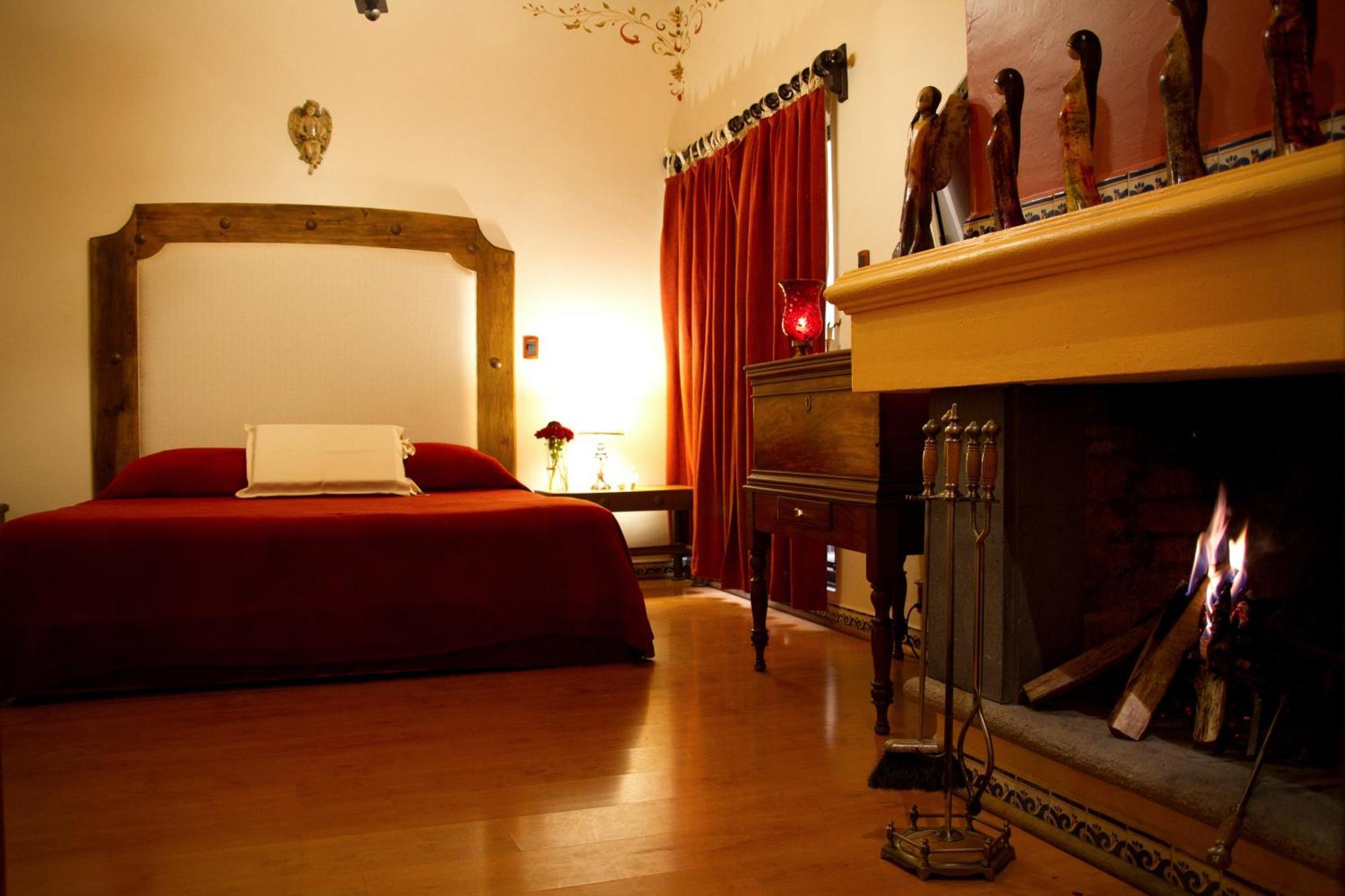 Guest house Casa De Arcangeles 4*
