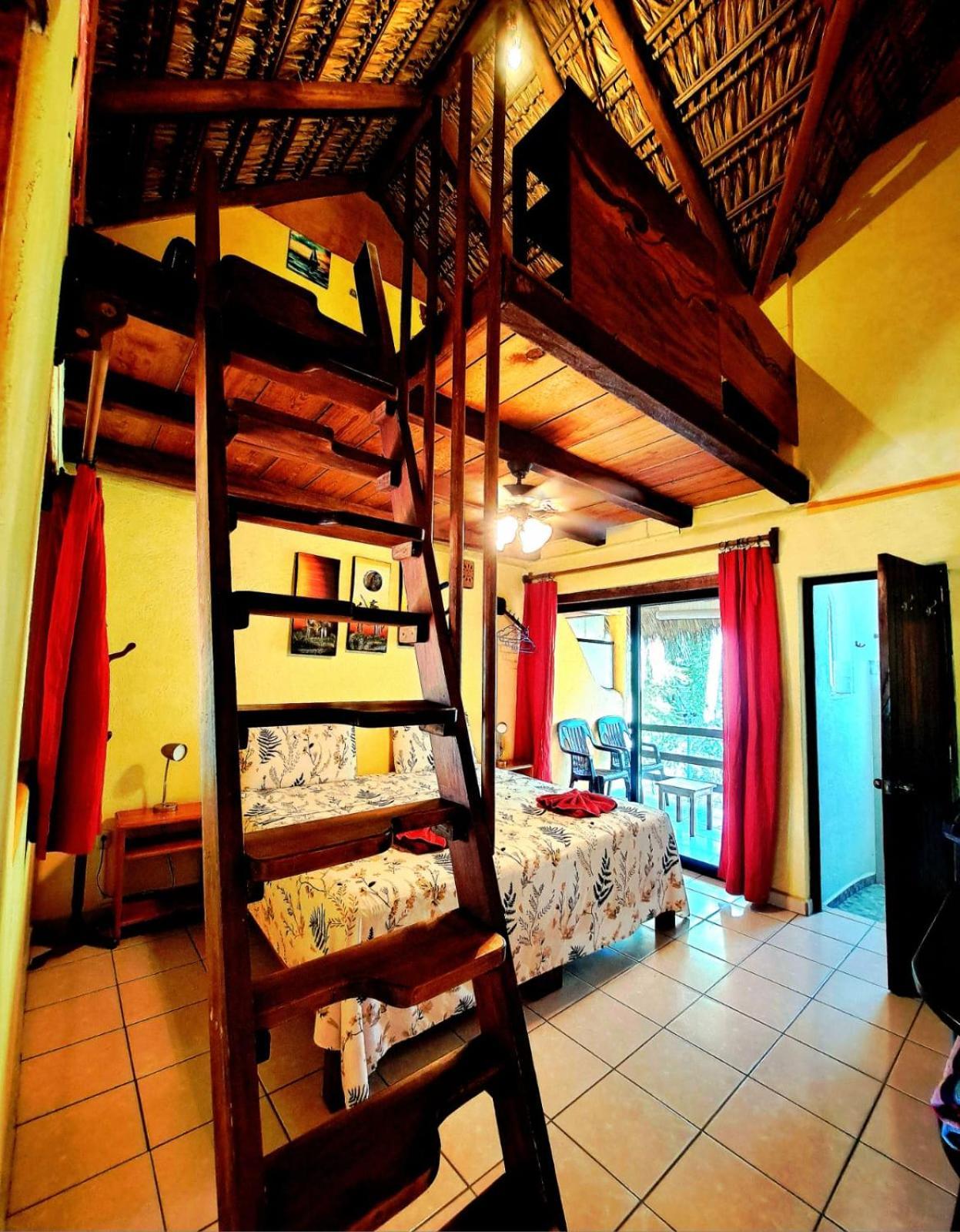Hotelito Swiss Oasis - Playa Zicatela - Adults Only Hotel