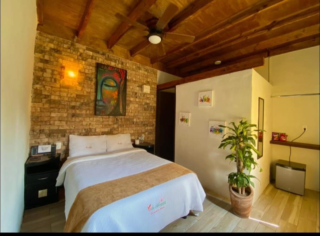 Hotel Mariposas 4*