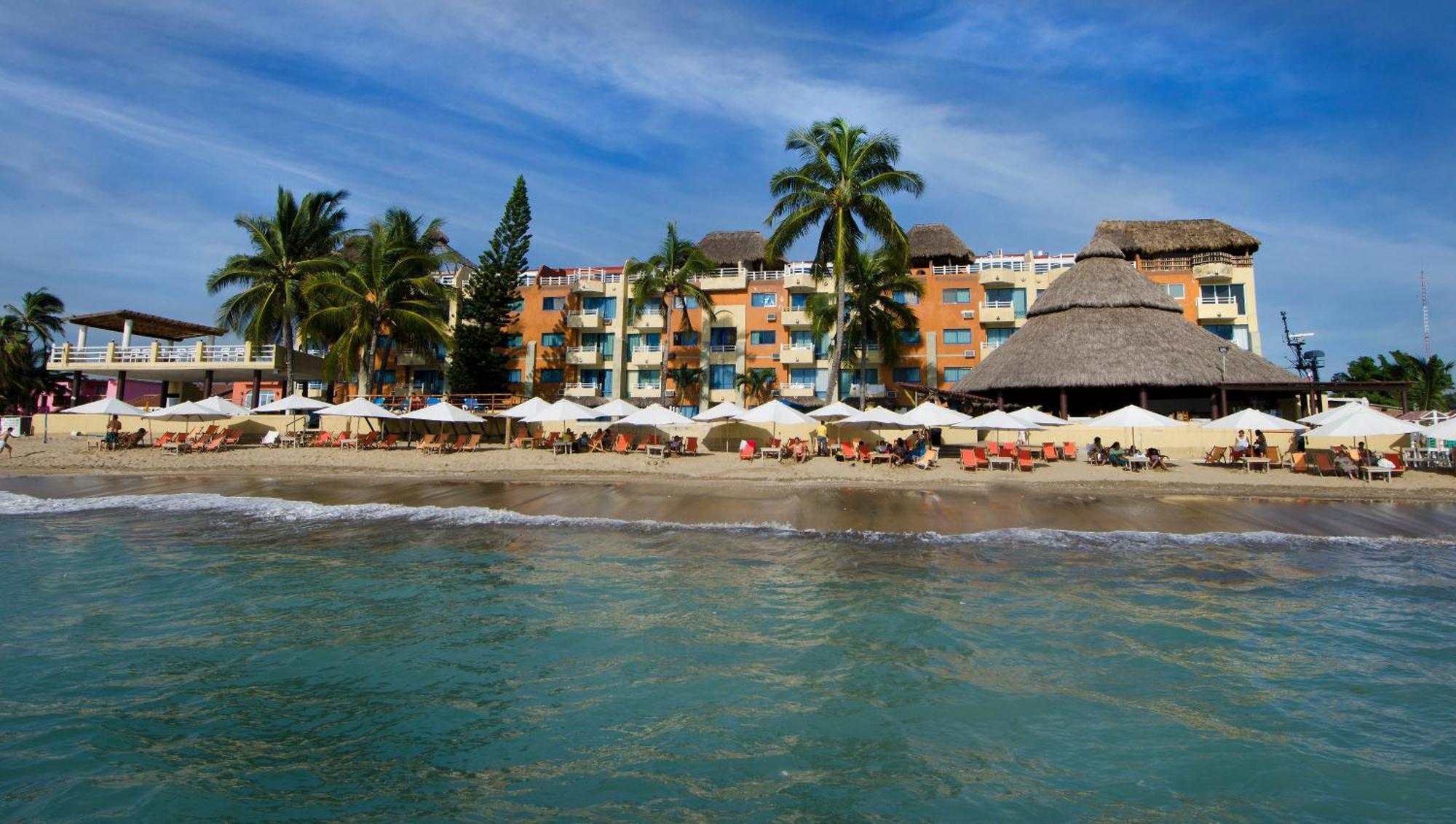 Hotel Marina Puerto Dorado - 4*