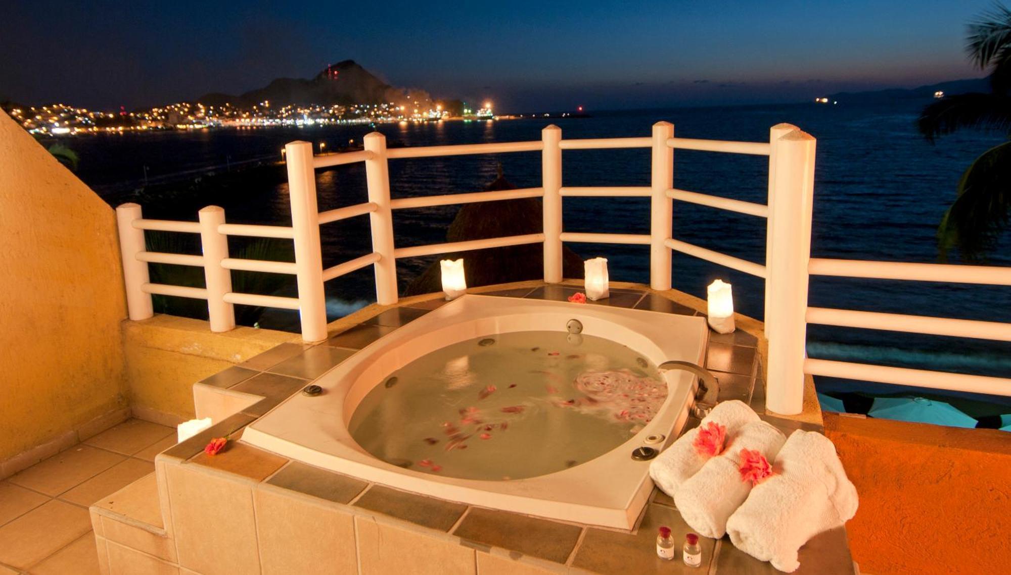 Marina Puerto Dorado - 4*