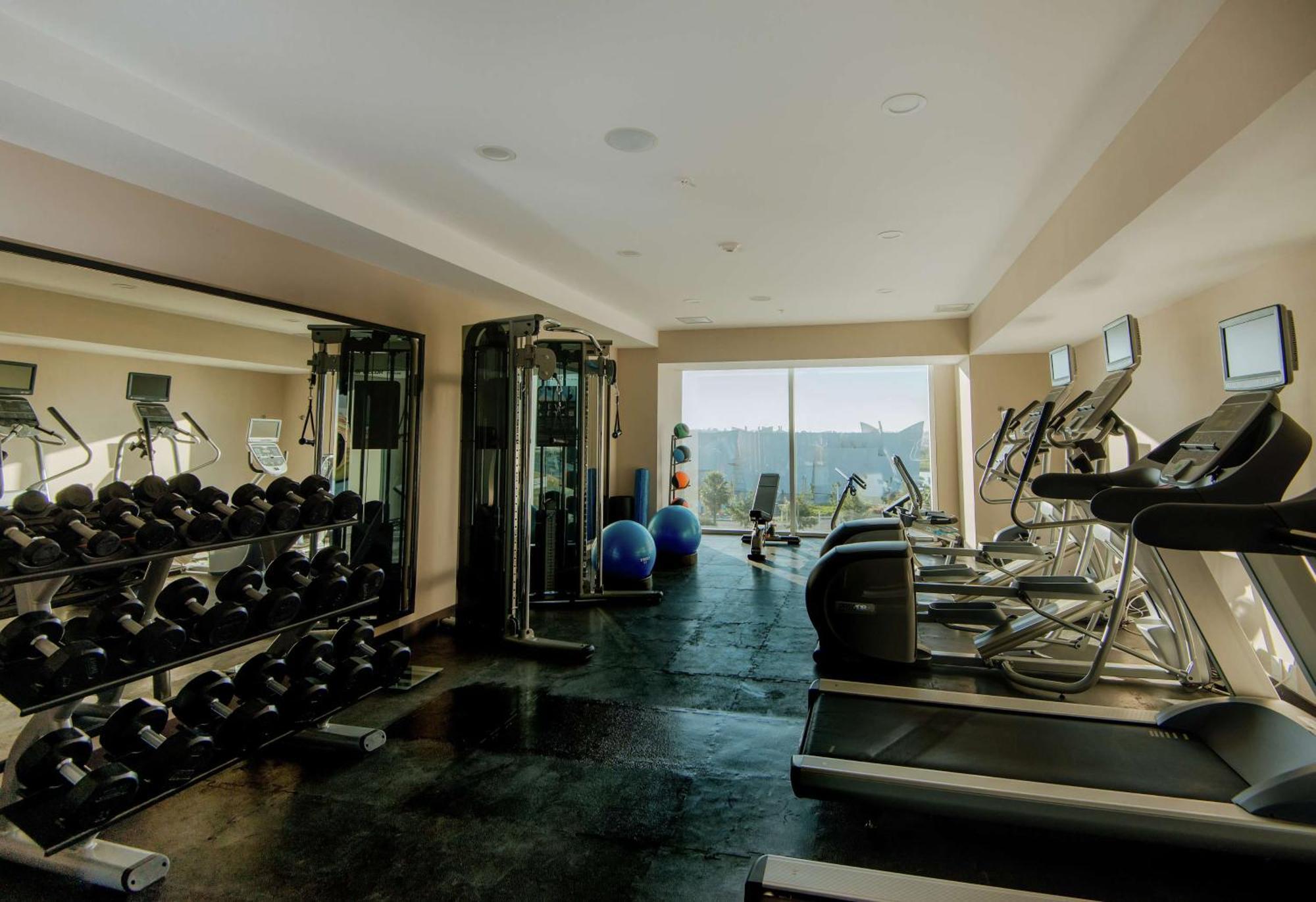 Hilton Garden Angelopolis Hotel 4*