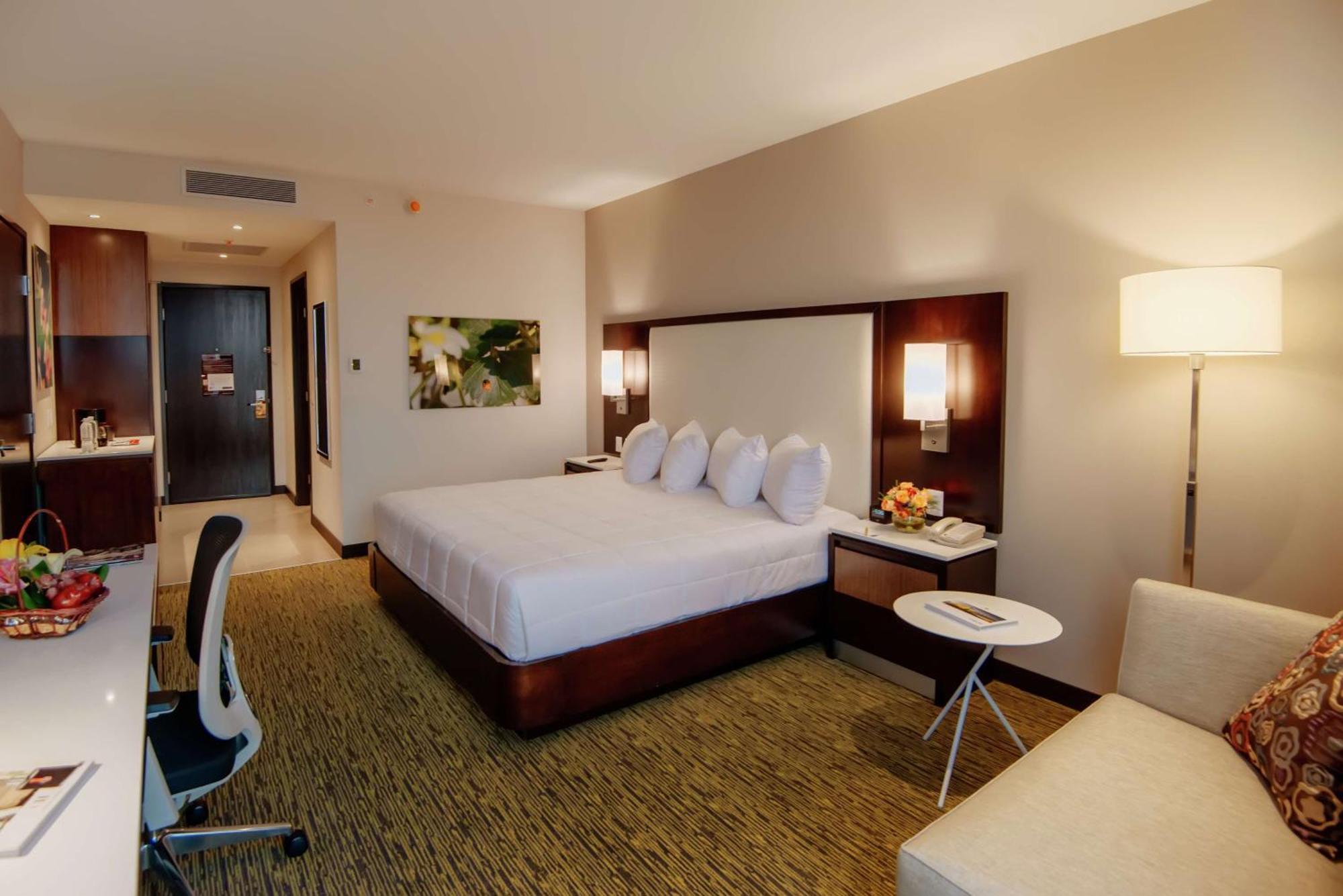 Hotel Hilton Garden Angelopolis 4*