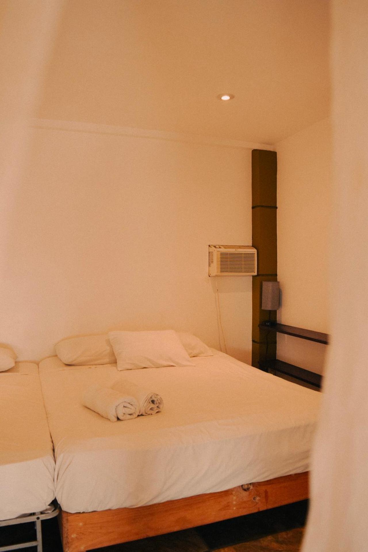 Guest house Front *