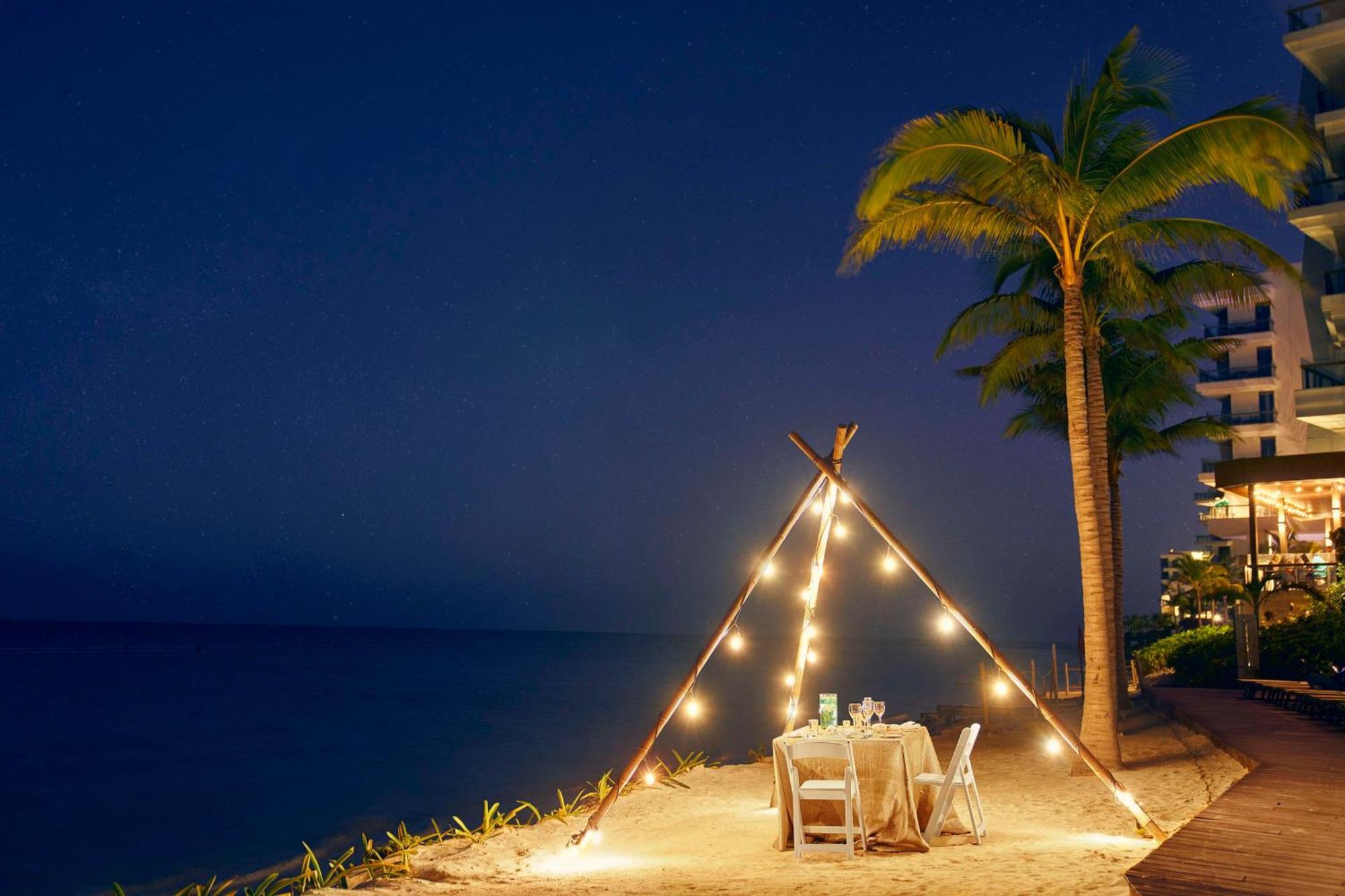 Hilton Cancun, An Resort 5*