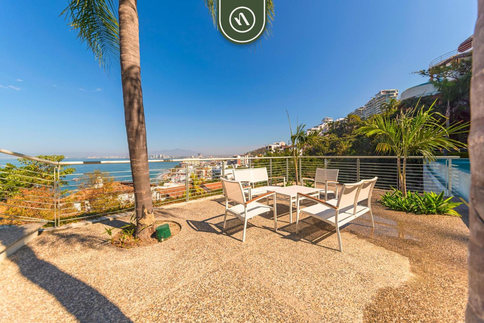 Apartment Oceanview 3 Bedroom Penthouse With Private Terrace - Bbq *