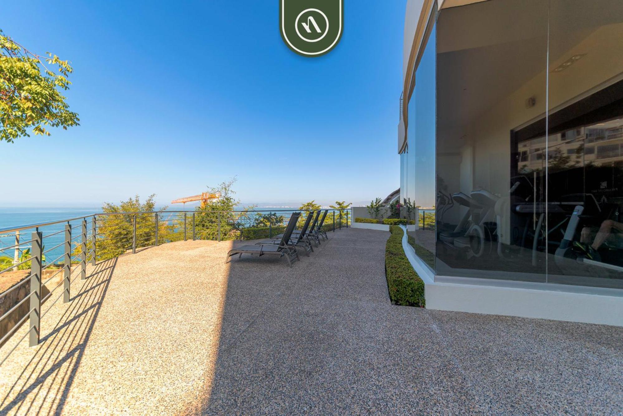 Apartment Oceanview 3 Bedroom Penthouse With Private Terrace - Bbq Puerto Vallarta