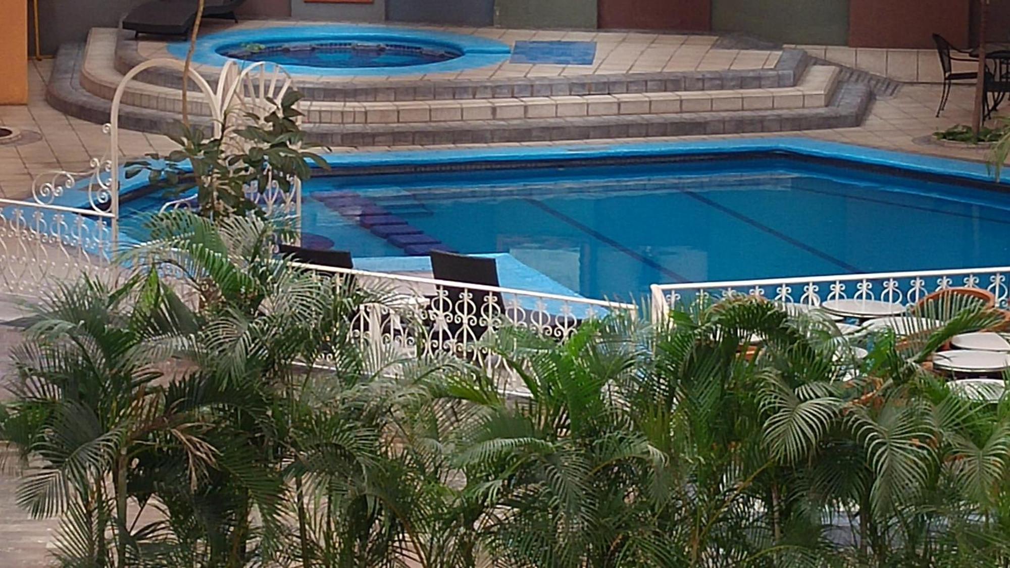 Hotel Country Plaza Zapopan
