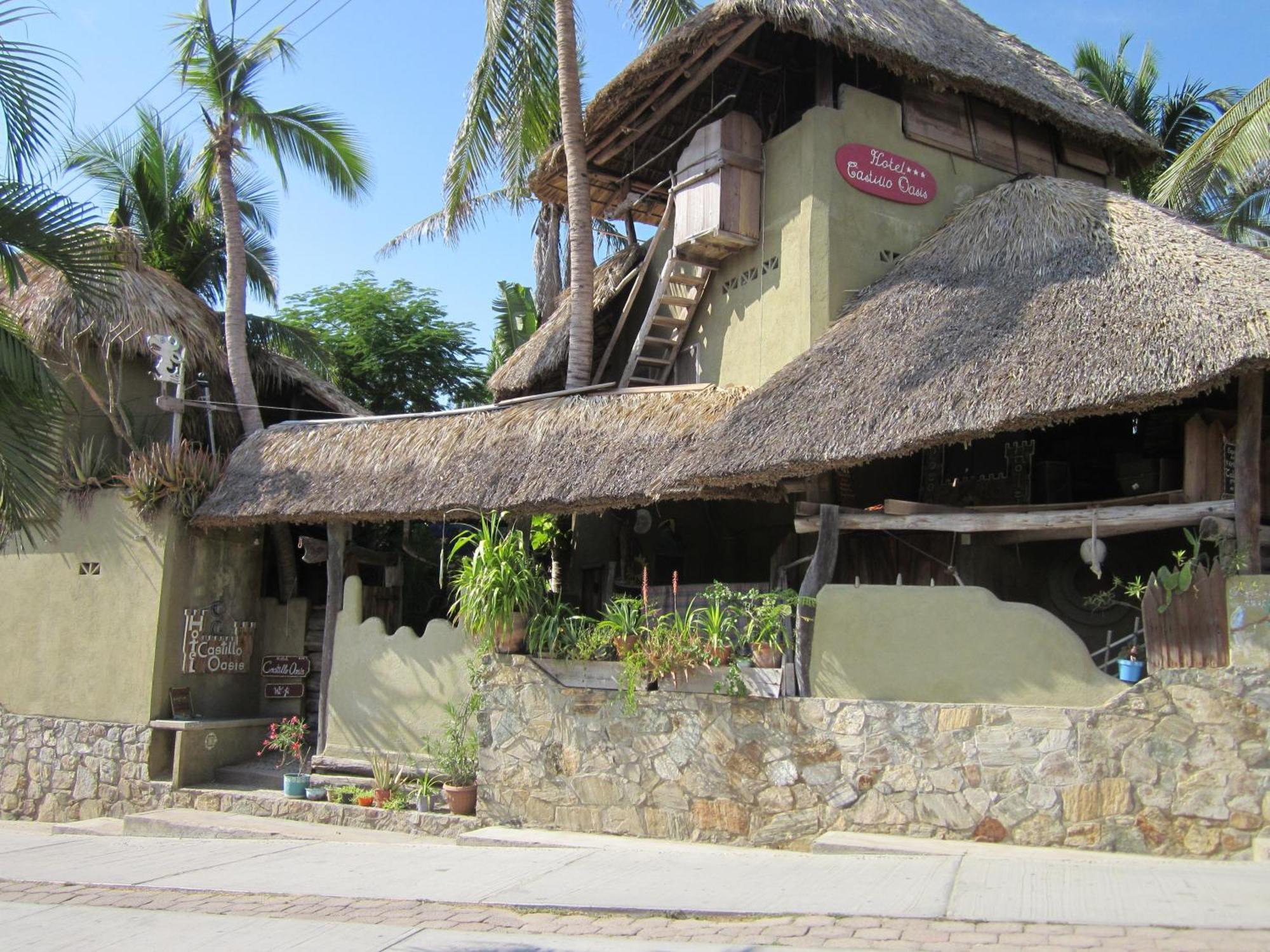 Castillo Oasis 2* Zipolite