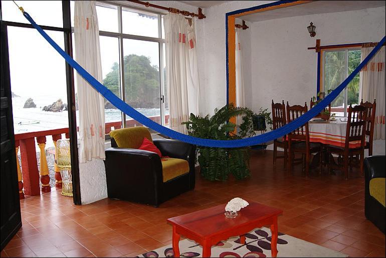 Hotel La Cabana Puerto Angel