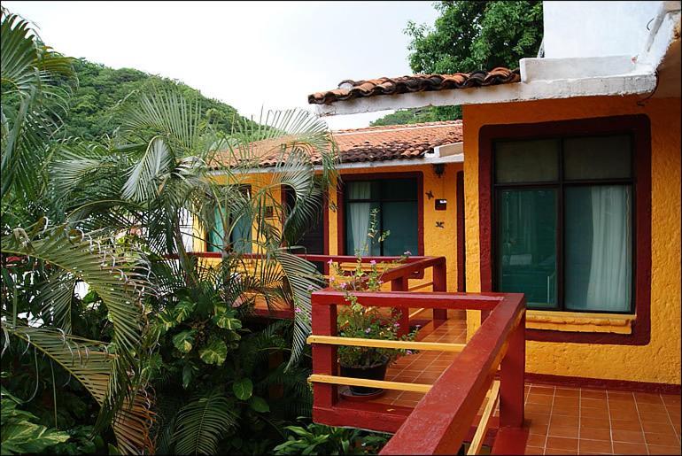 Hotel La Cabana Puerto Angel