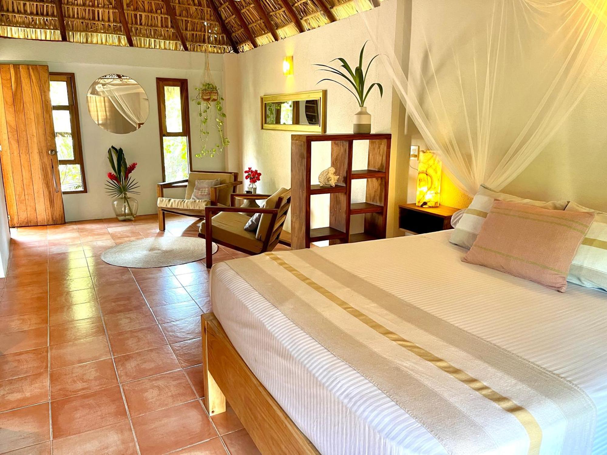 Casa Mixteca Hotel *