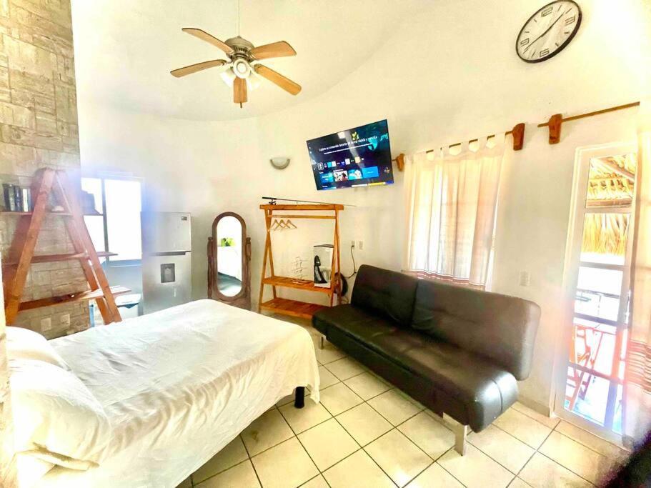 Villa Exclusivo Bungalow Con Playa Semi-Privada, Alberca Vista Infinita Al Oceano Pacifico, Playa Zipolite-Mazunte, 8 Hermosas Playas Cercanas, Vive Experiencias Inolvidables En Este Paraiso En Las Costas De Oaxaca, Nomadas Digitales Starlink Wifi 203 Mbps *