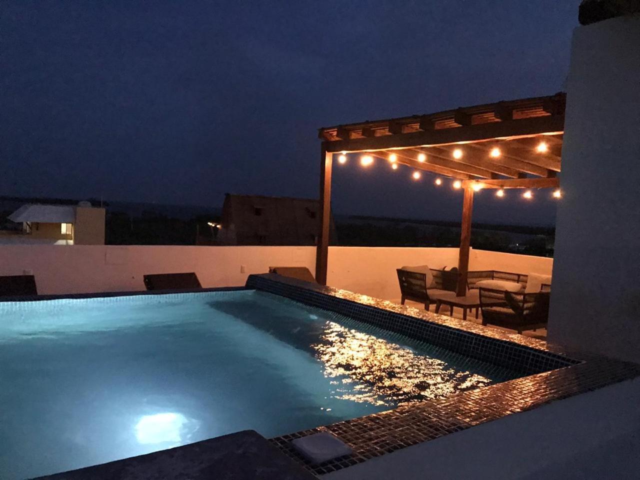 Hotel Luna Roja 4*