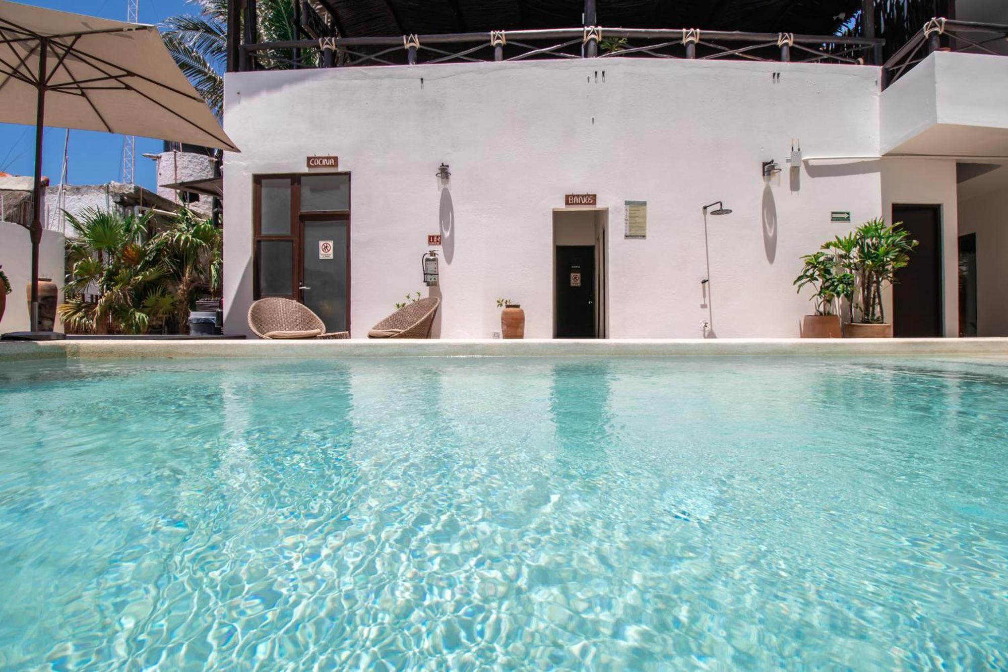 Hau Holbox, Oceanfront Boutique