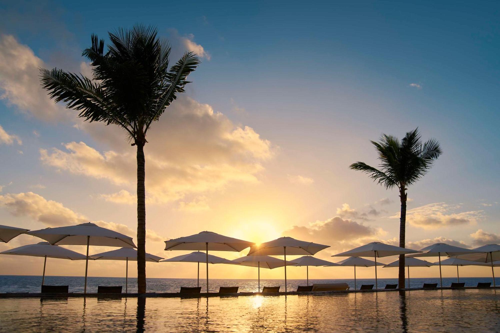 Hilton Cancun, An Resort 5*