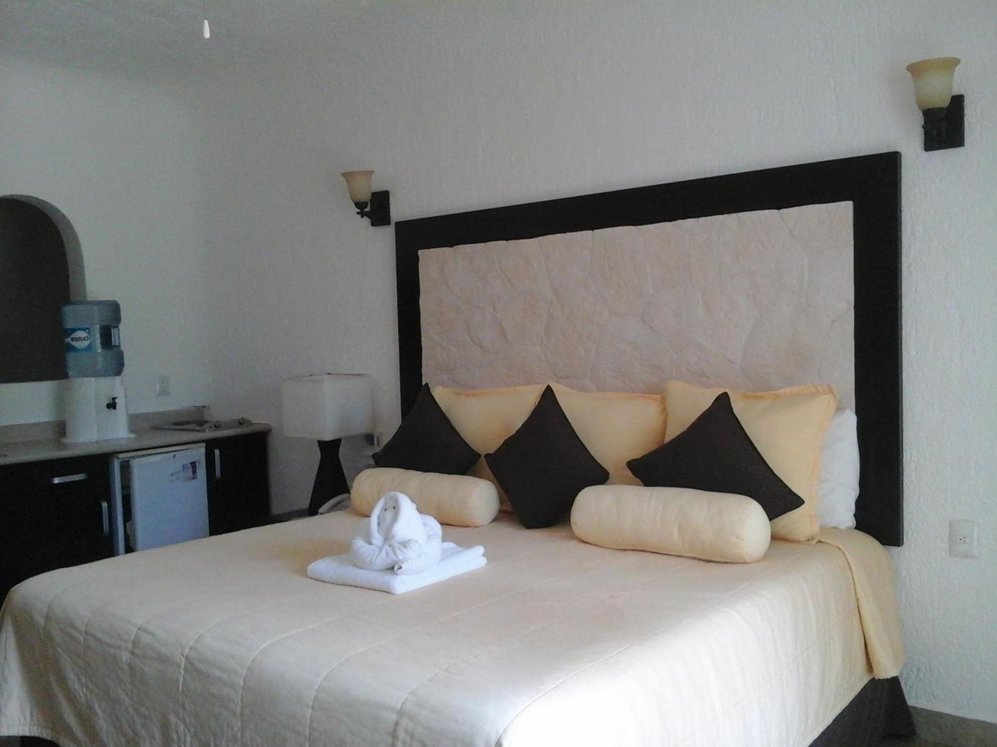Club Caribe 3* Akumal