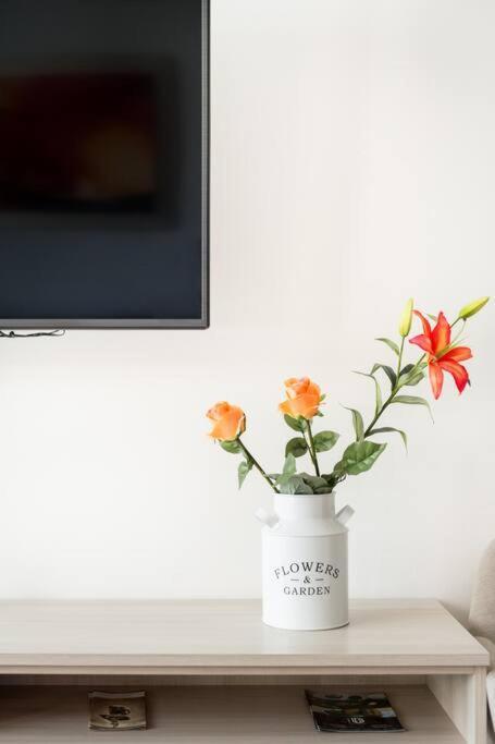 Premium Ph W/ Private Pool Near 5th Ave. Apartment *