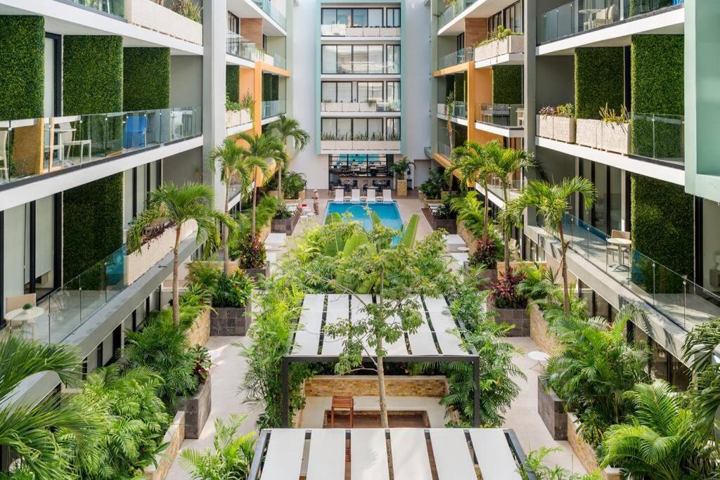 Premium Ph W/ Private Pool Near 5th Ave. Apartment *