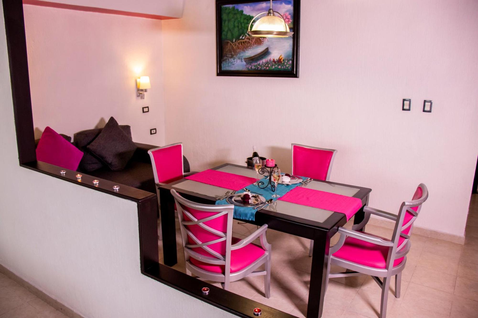 Mia Hotel 3*