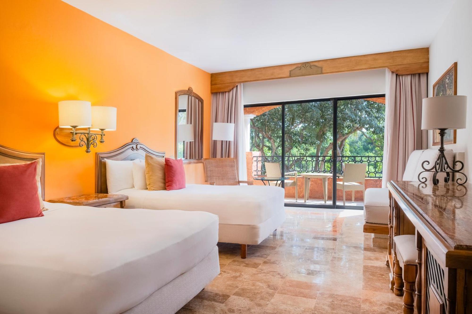 Iberostar Waves Paraiso Resort 5*