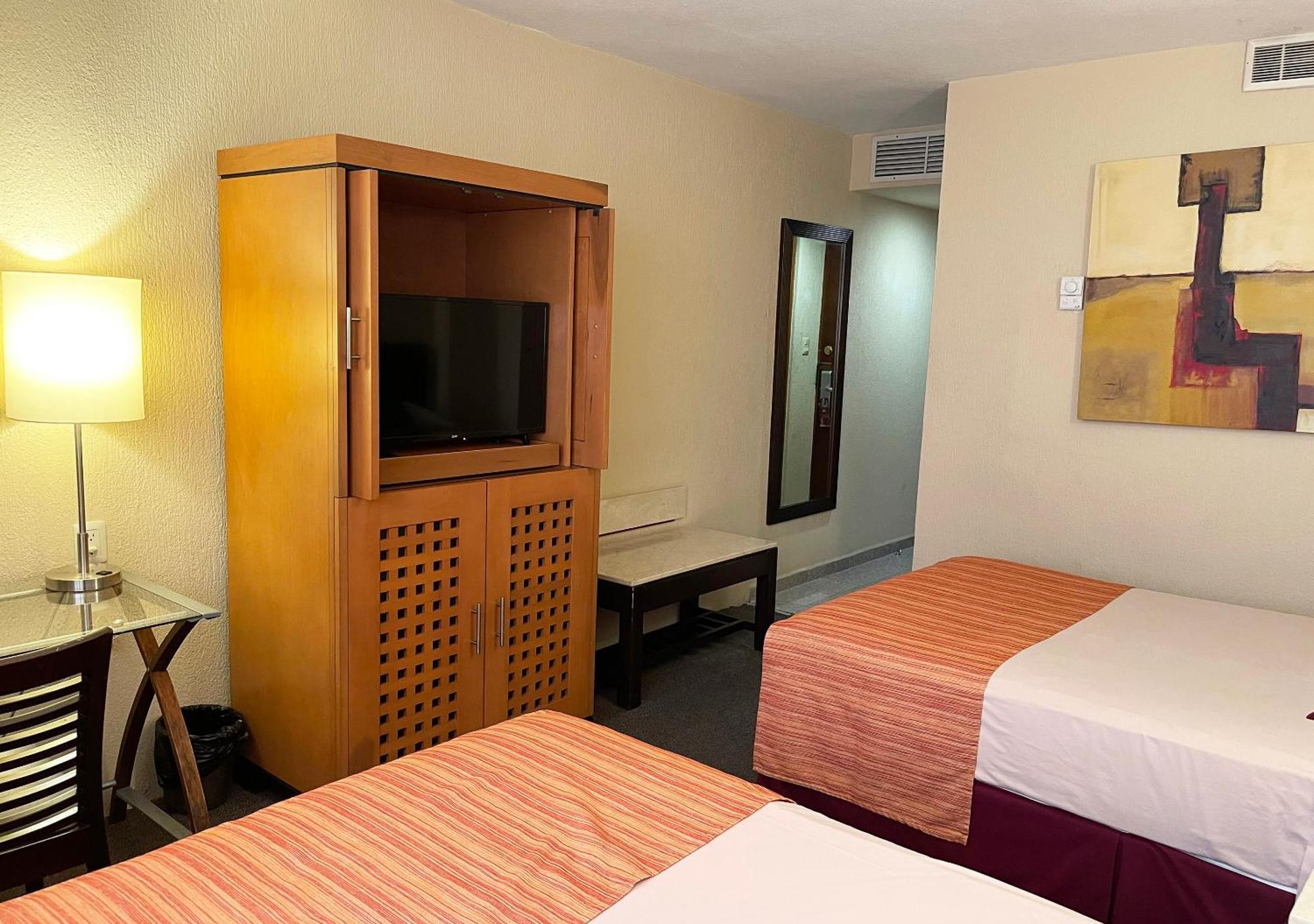 Hotel Victoria By Brahma Poza Rica