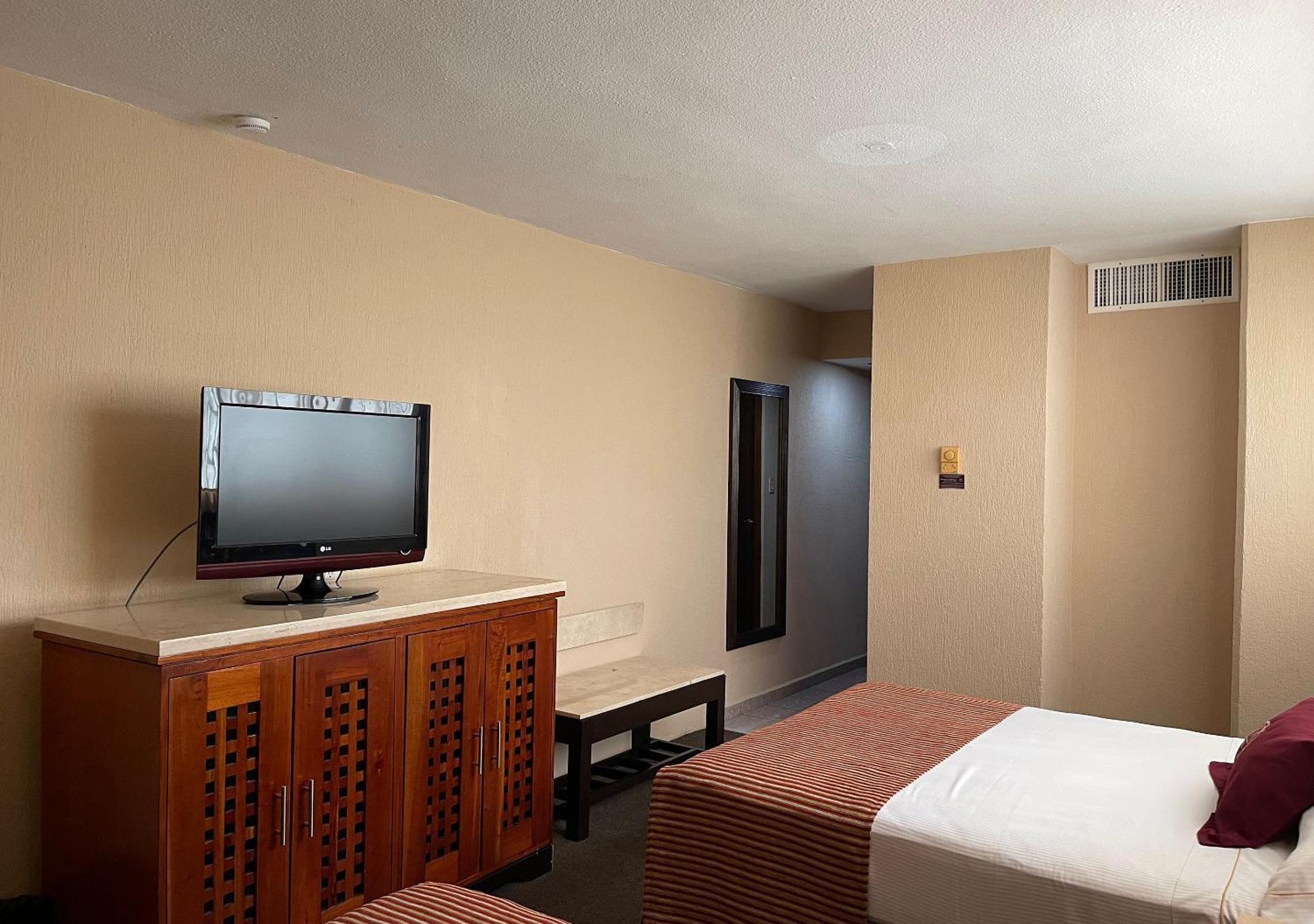 Hotel Victoria By Brahma Poza Rica