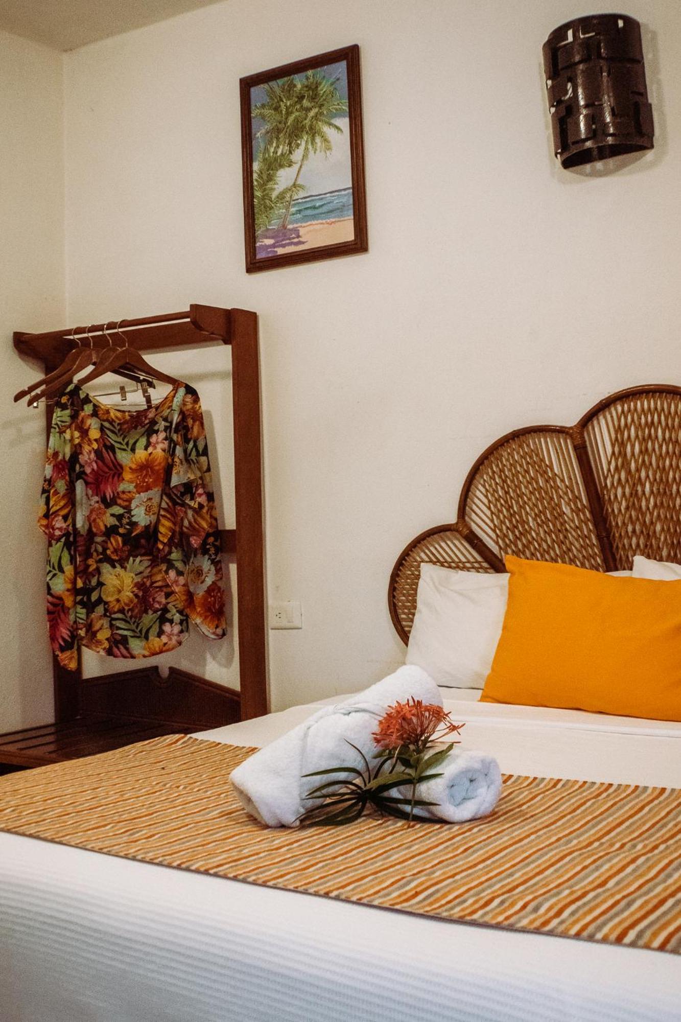 Golden Paradise Town Isla Holbox