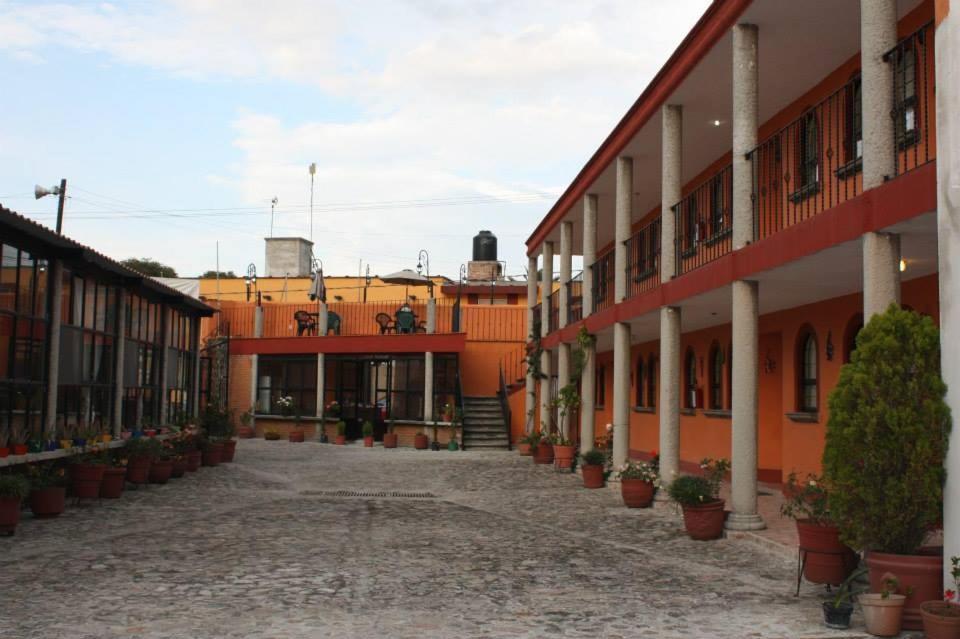 Villas Tonantzintla Hotel 3*