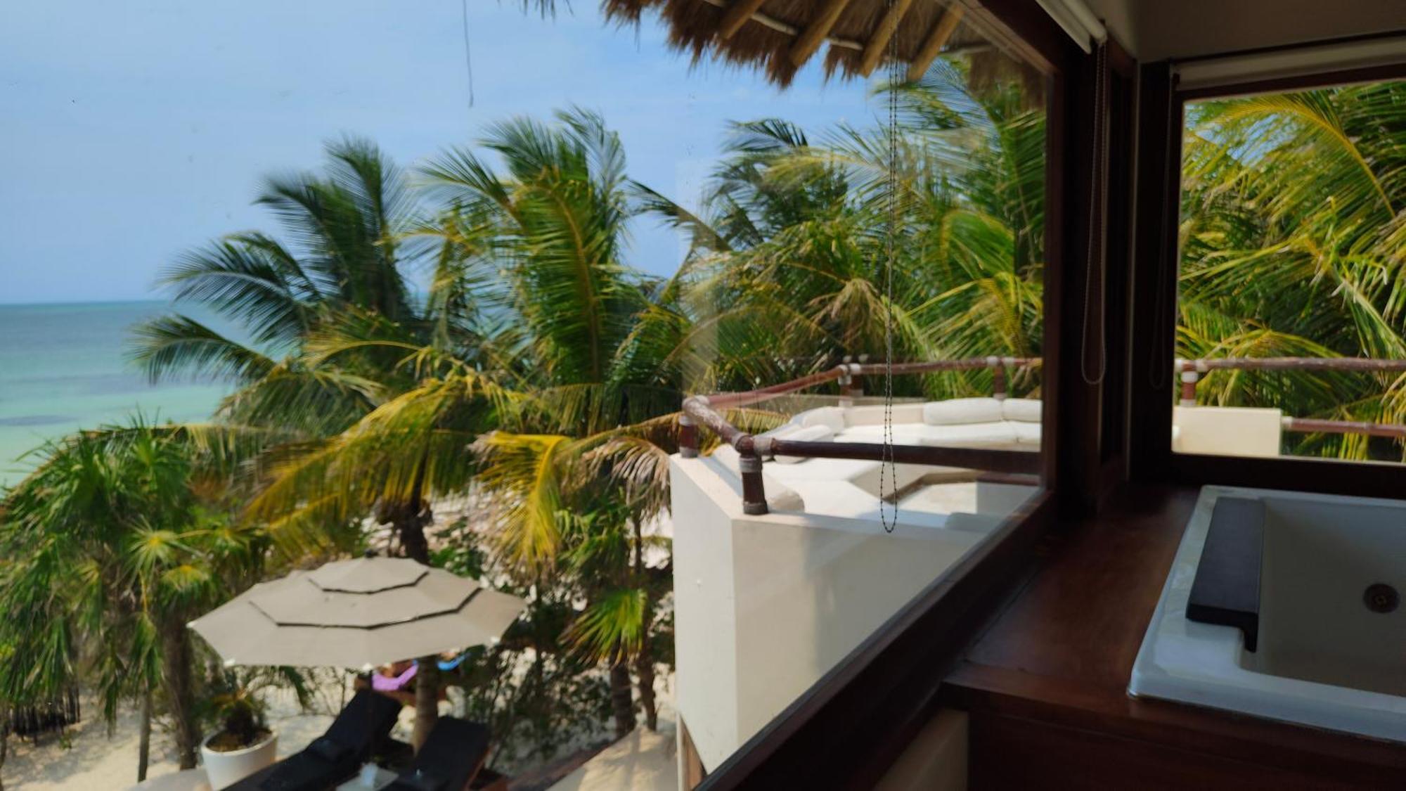 Casa Punta Coco & Beach Club (Adults Only) Hotel