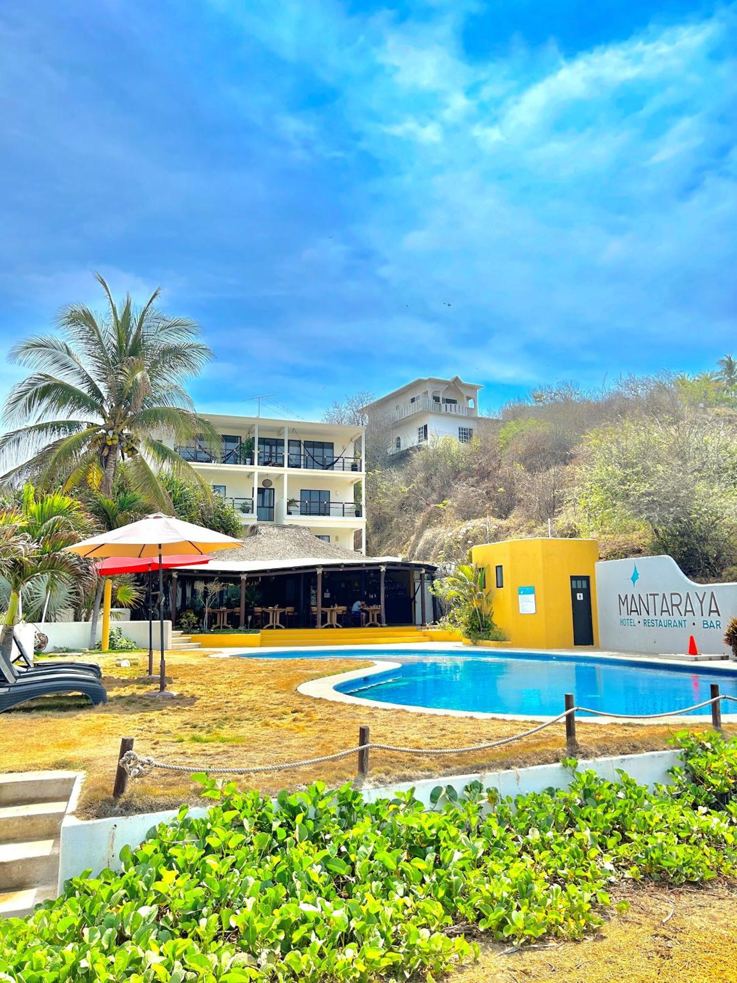 Manta Raya - Right On The 3* Cuatunalco