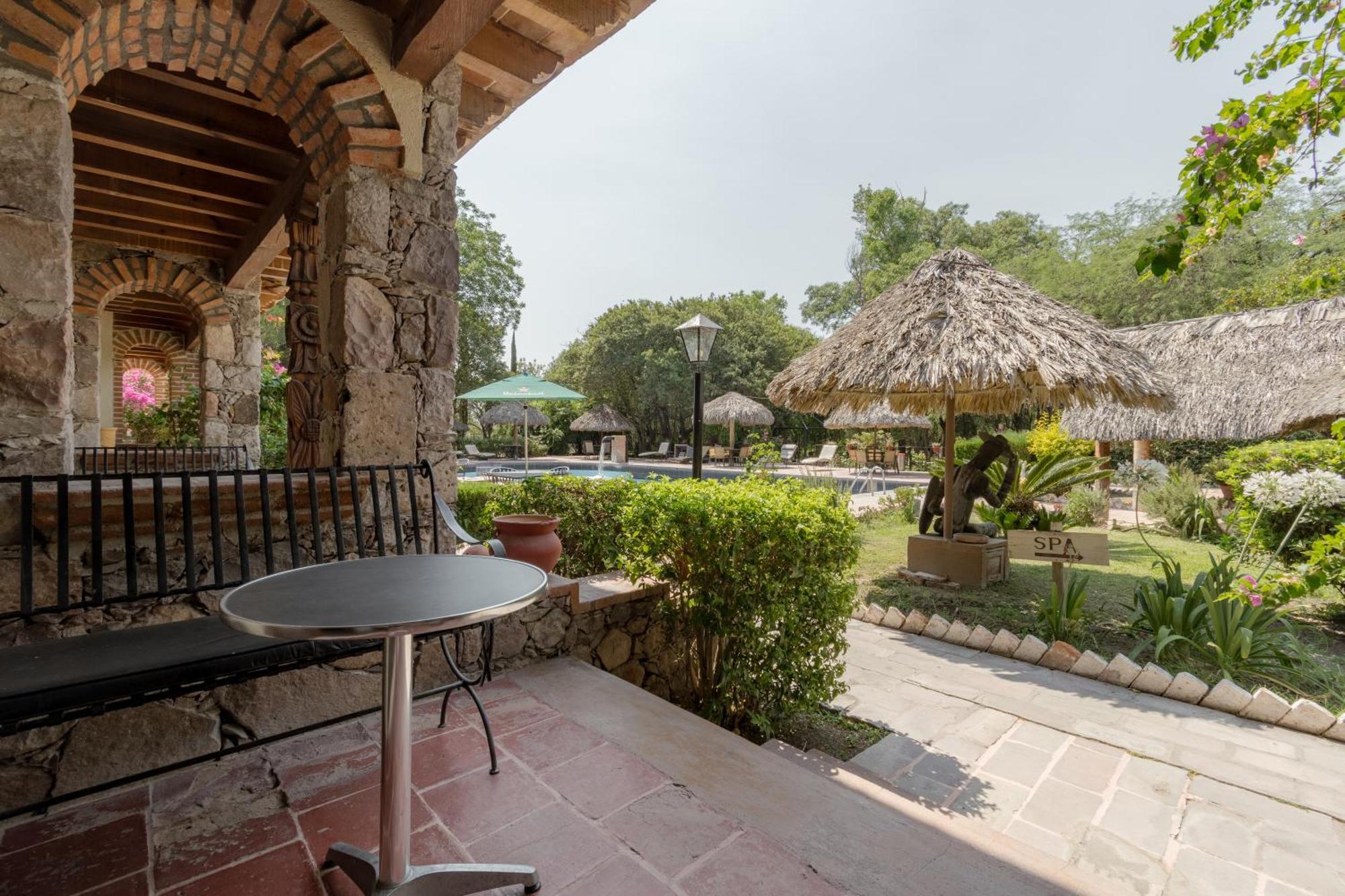 Atotonilco & Club Hotel Atotonilco (Guanajuato)